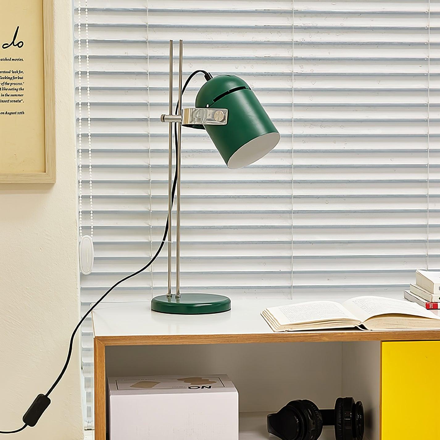 Adjusta Liftable Desk Lamp