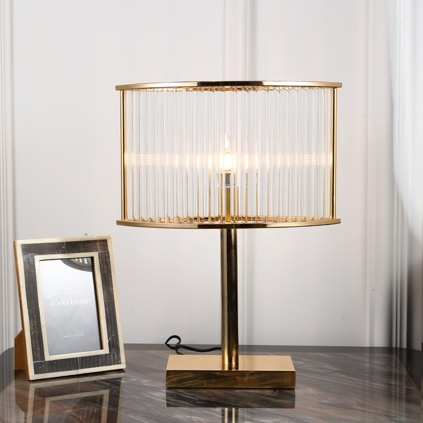 Avano Table Lamp