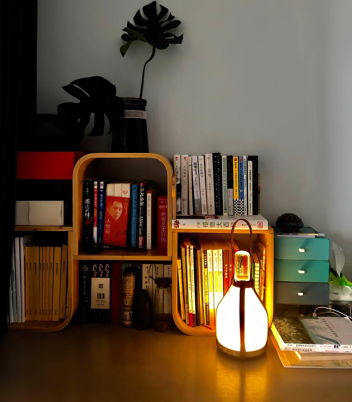 Bell Portable Built-in Battery Table Lamp