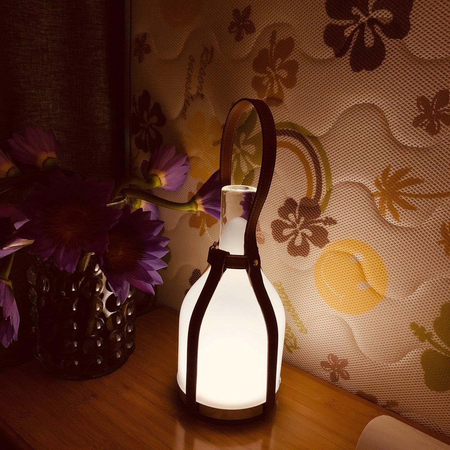 Bell Portable Built-in Battery Table Lamp