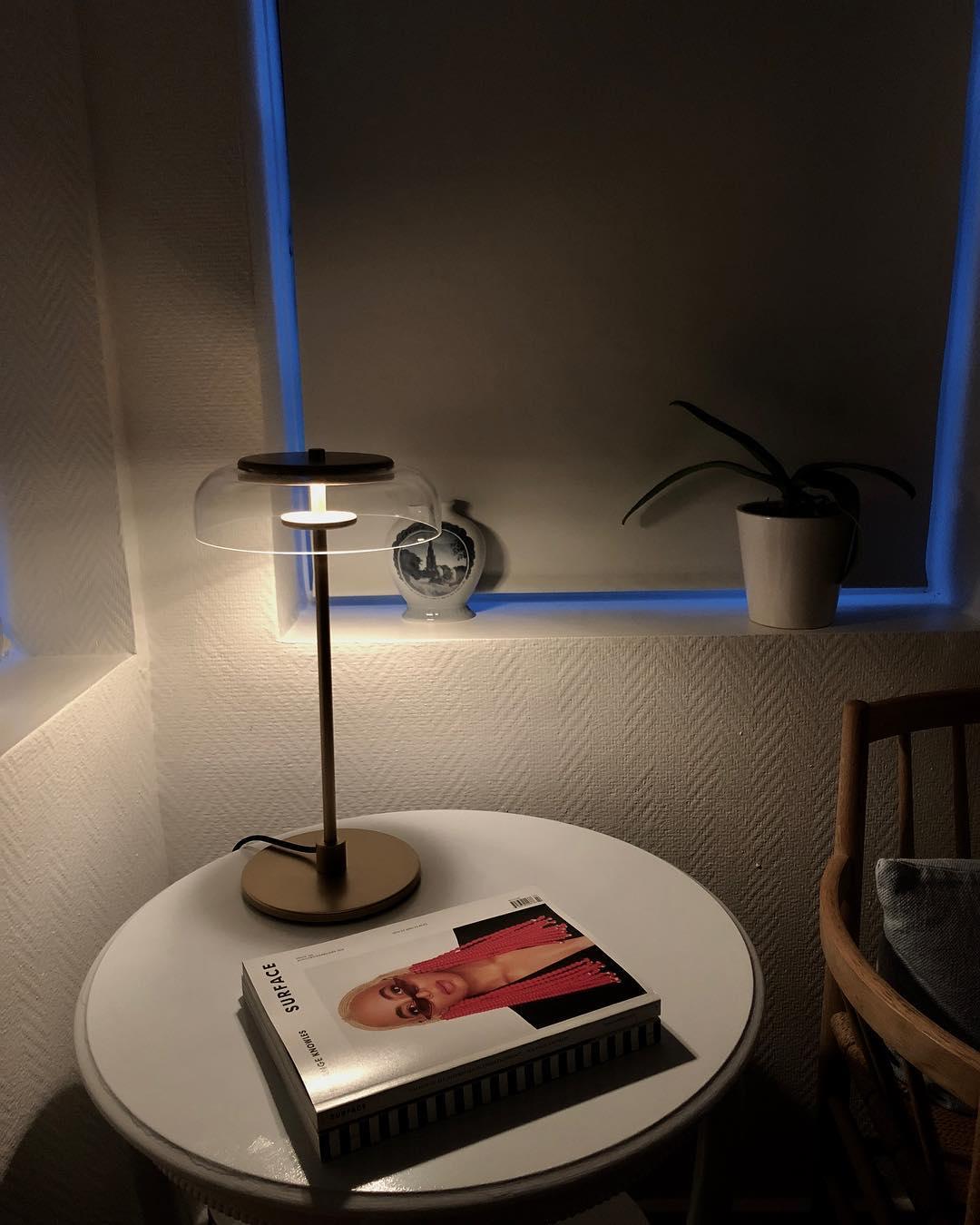 Blossi Table Lamp