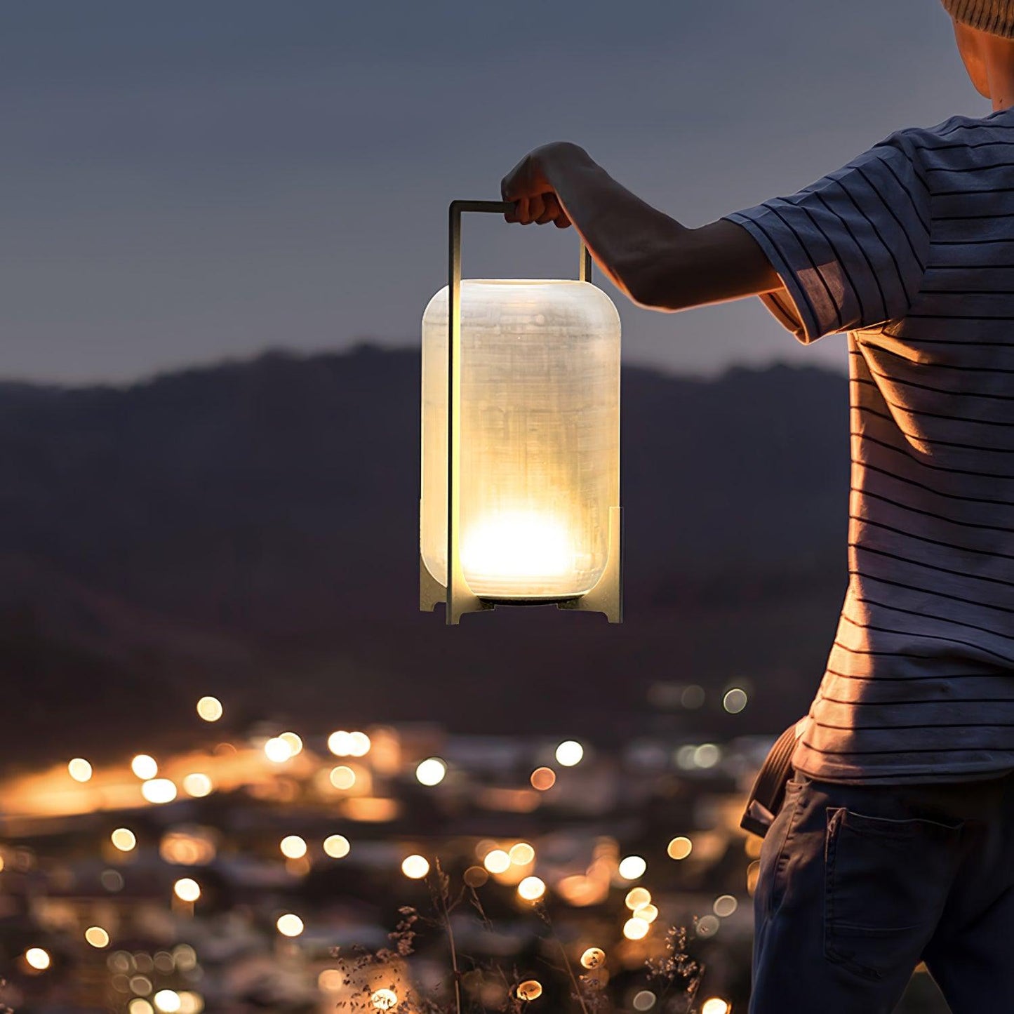 Black Twilight Lantern Rechargeable Table Lamp