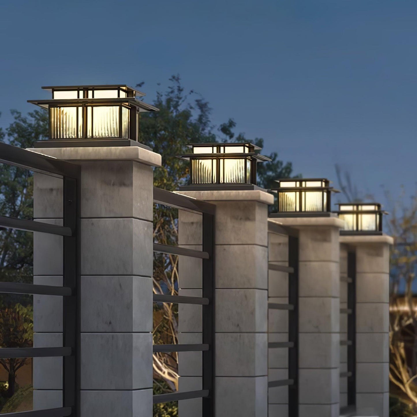 Boilyn Pillar Solar Outdoor Light