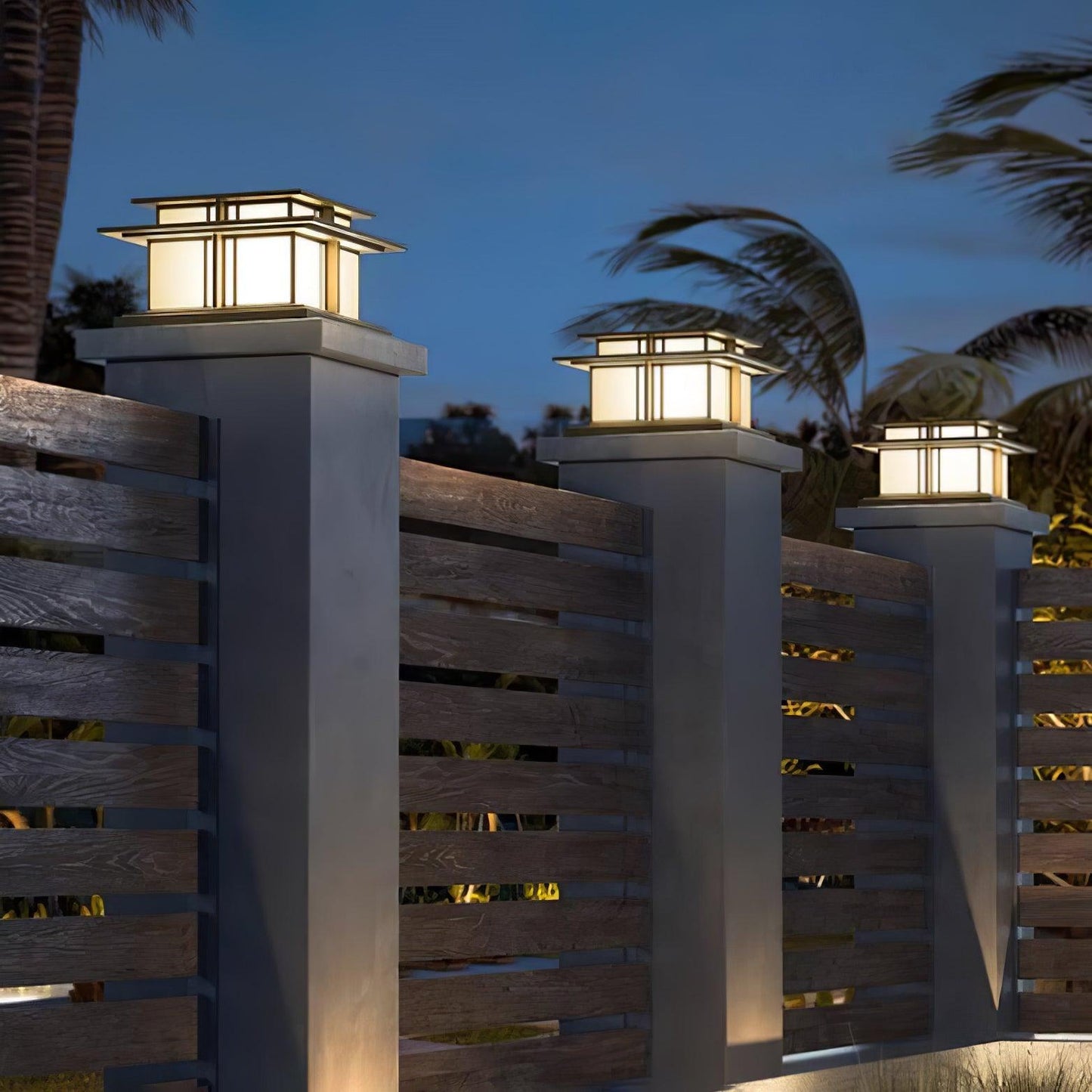 Boilyn Pillar Solar Outdoor Light