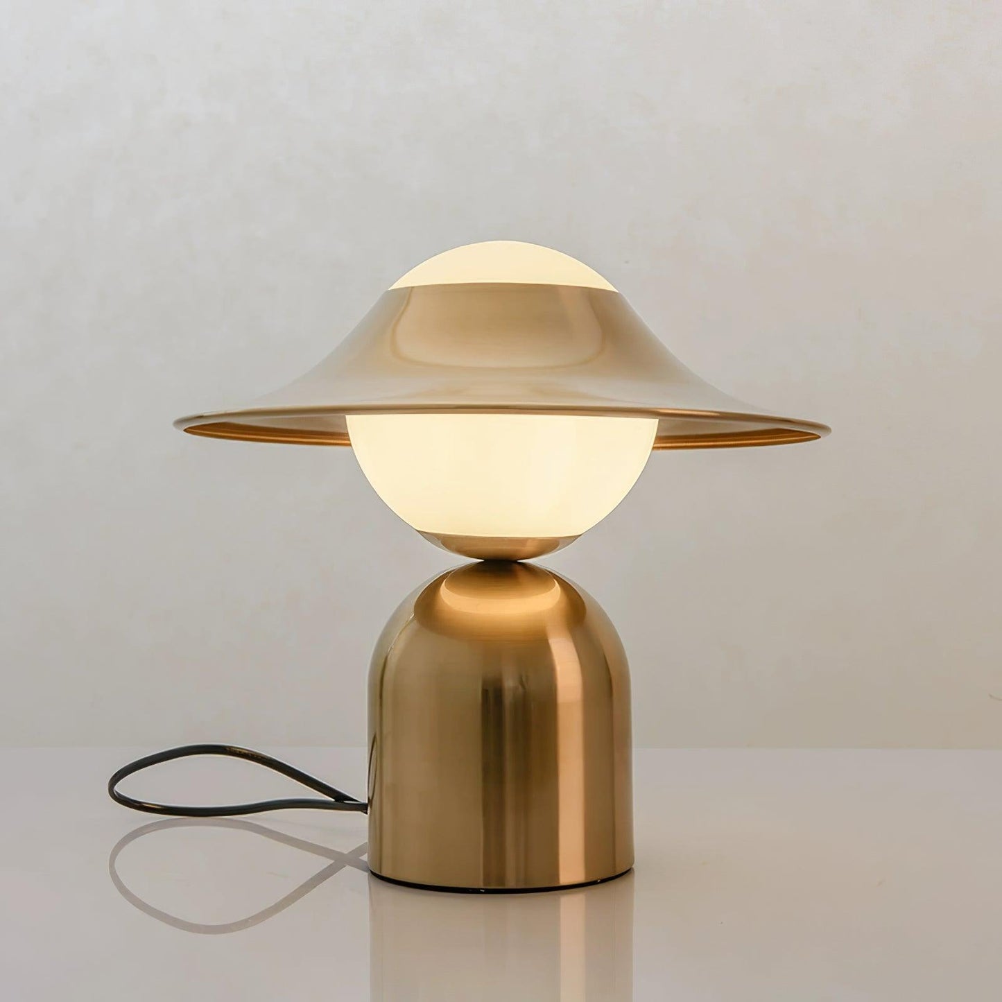 Bonbon Disc Table Lamp