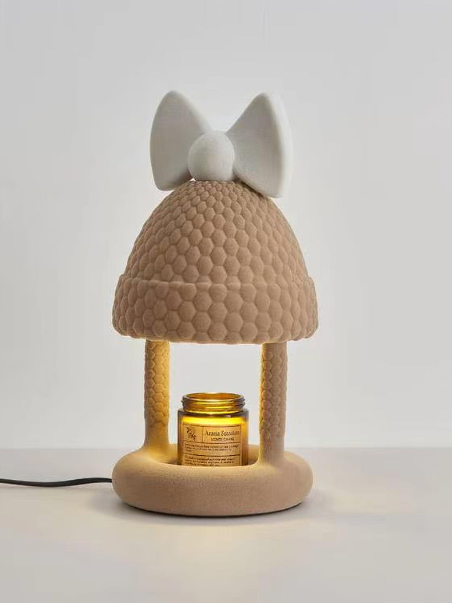 Bow Tie Hat Table Lamp