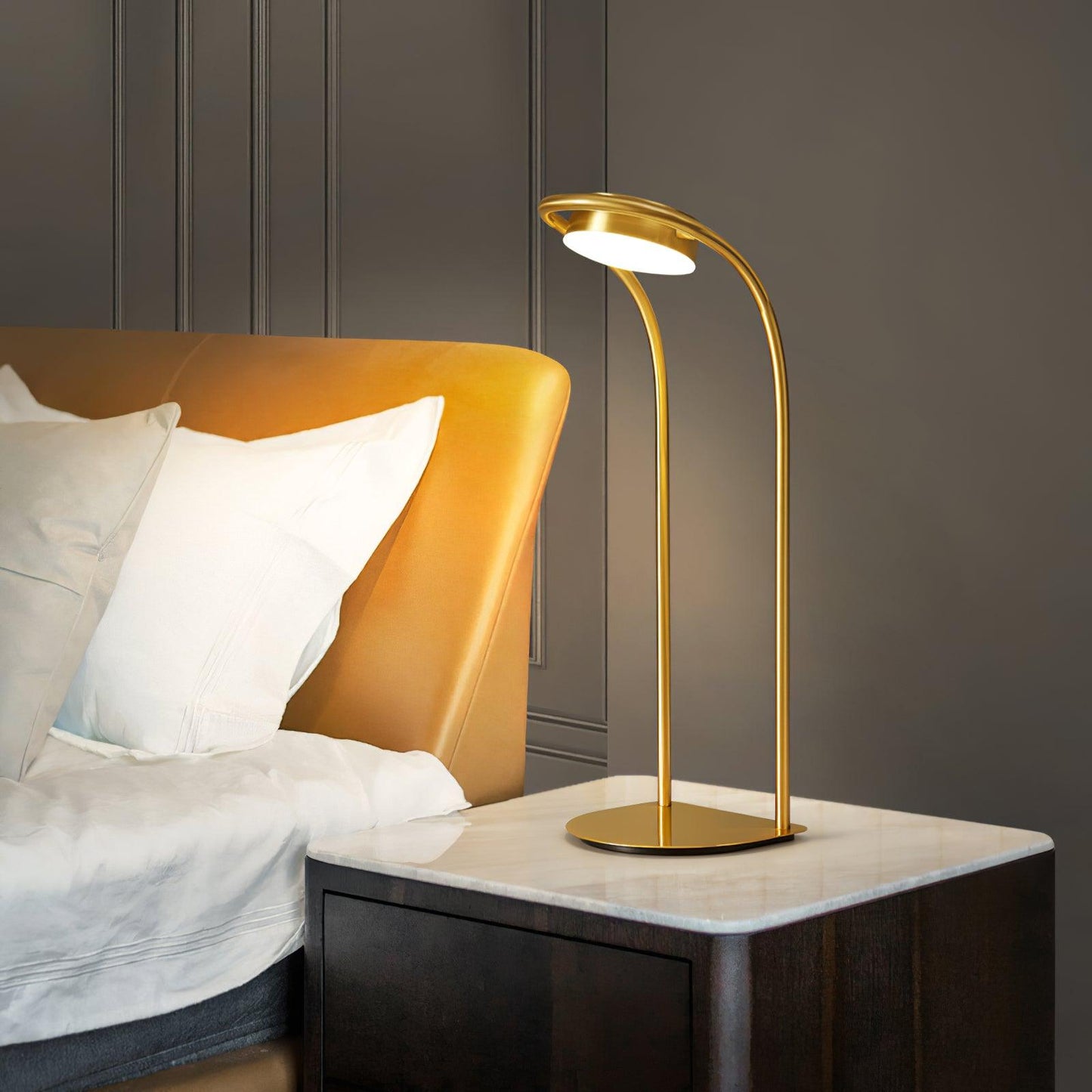 C Ball Table Lamp