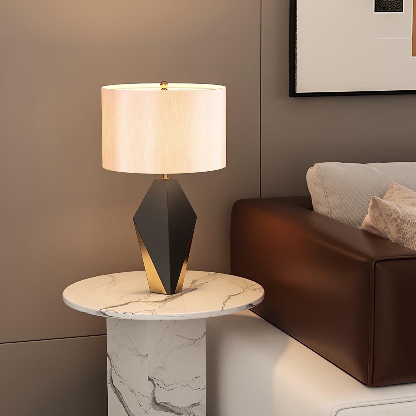 Checklist Table Lamp