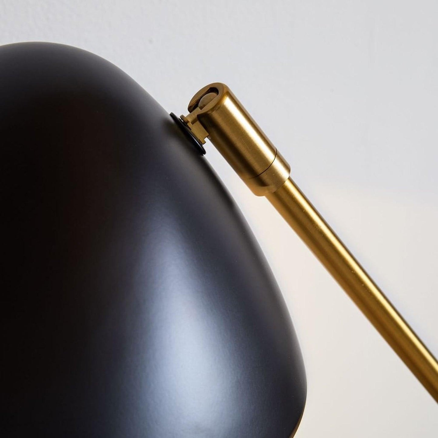 Curvilinear Mid-Century Table Lamp