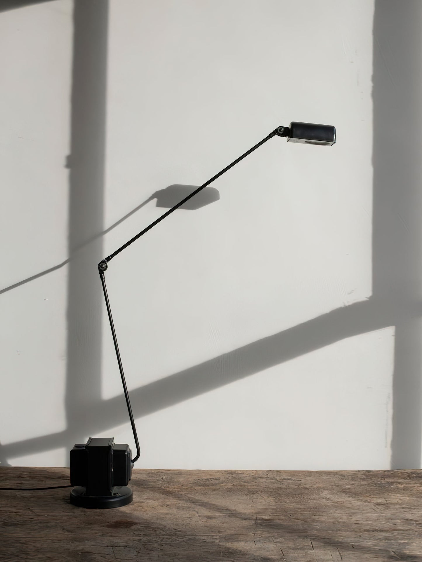 Daphines Table Lamp