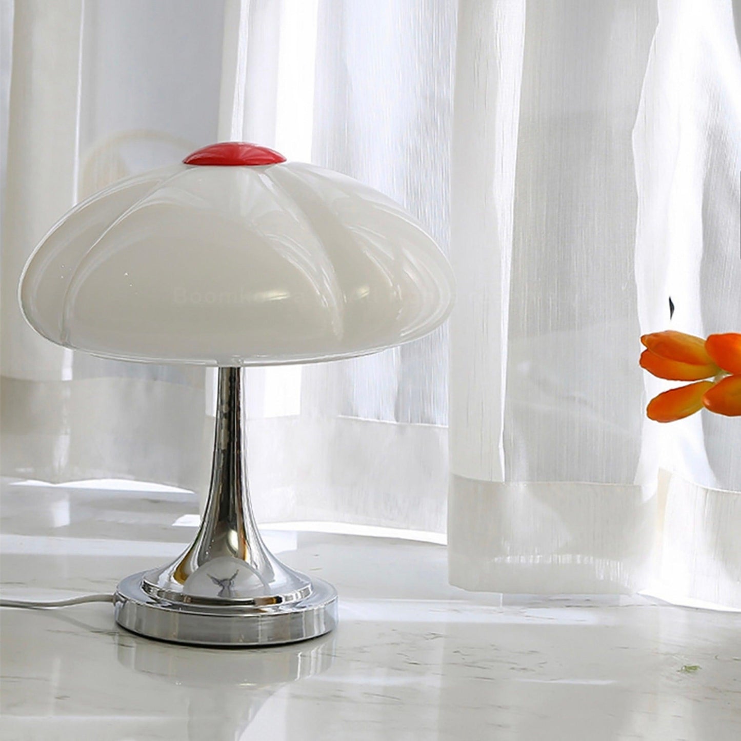 Flower Petal Table Lamp