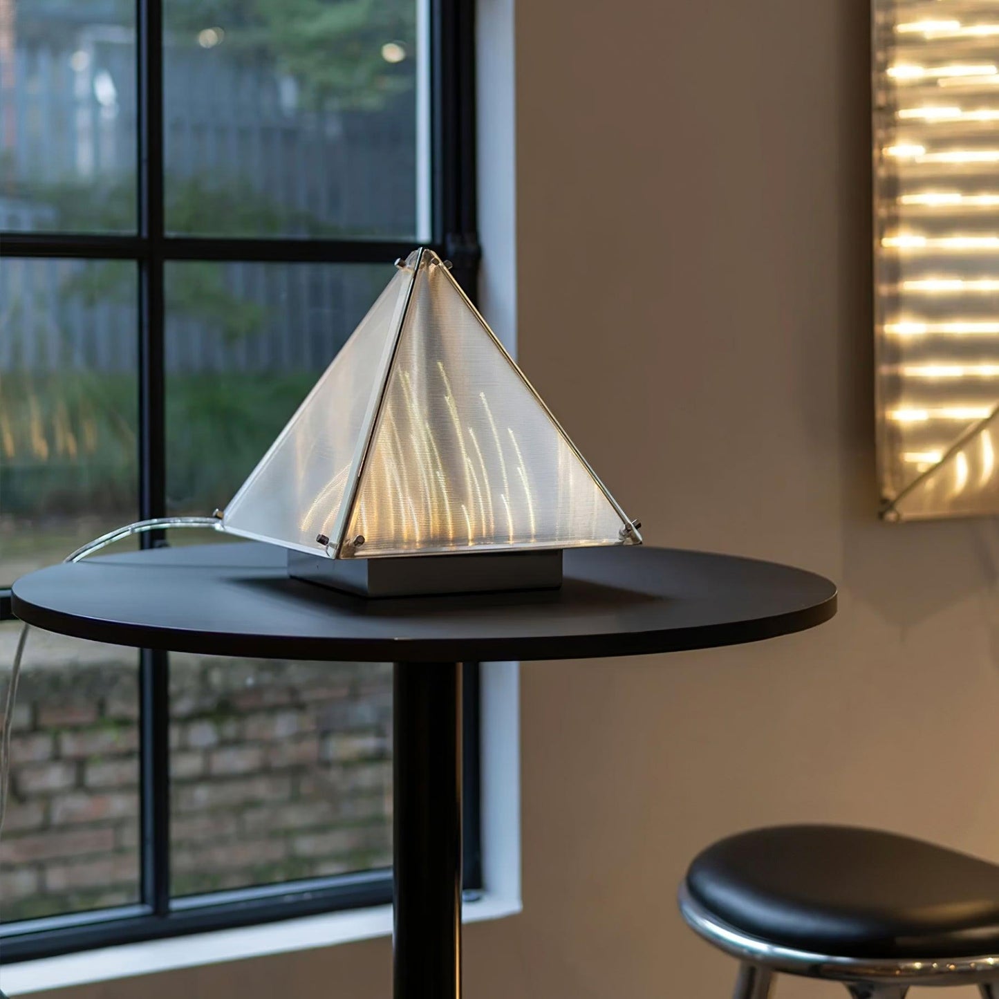 Fragment Table Lamp