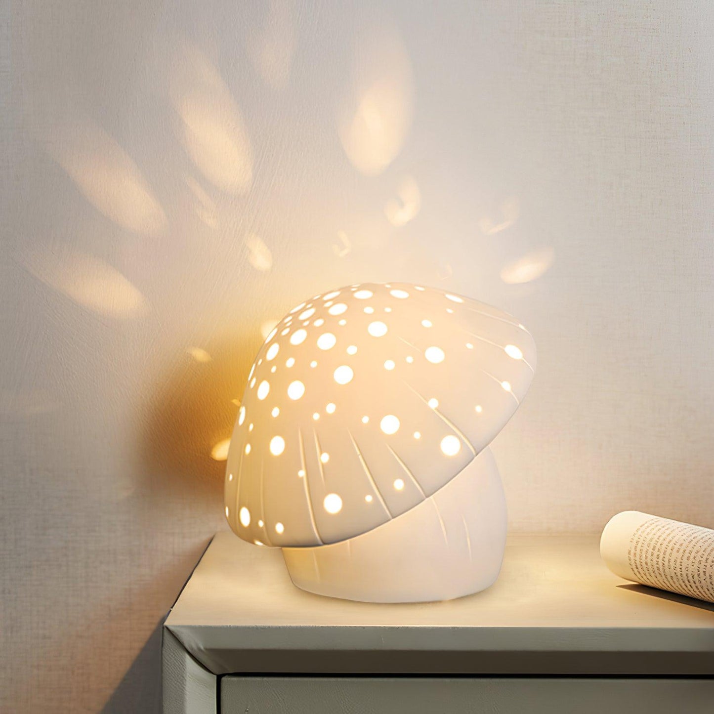 Fungo White Table Lamp