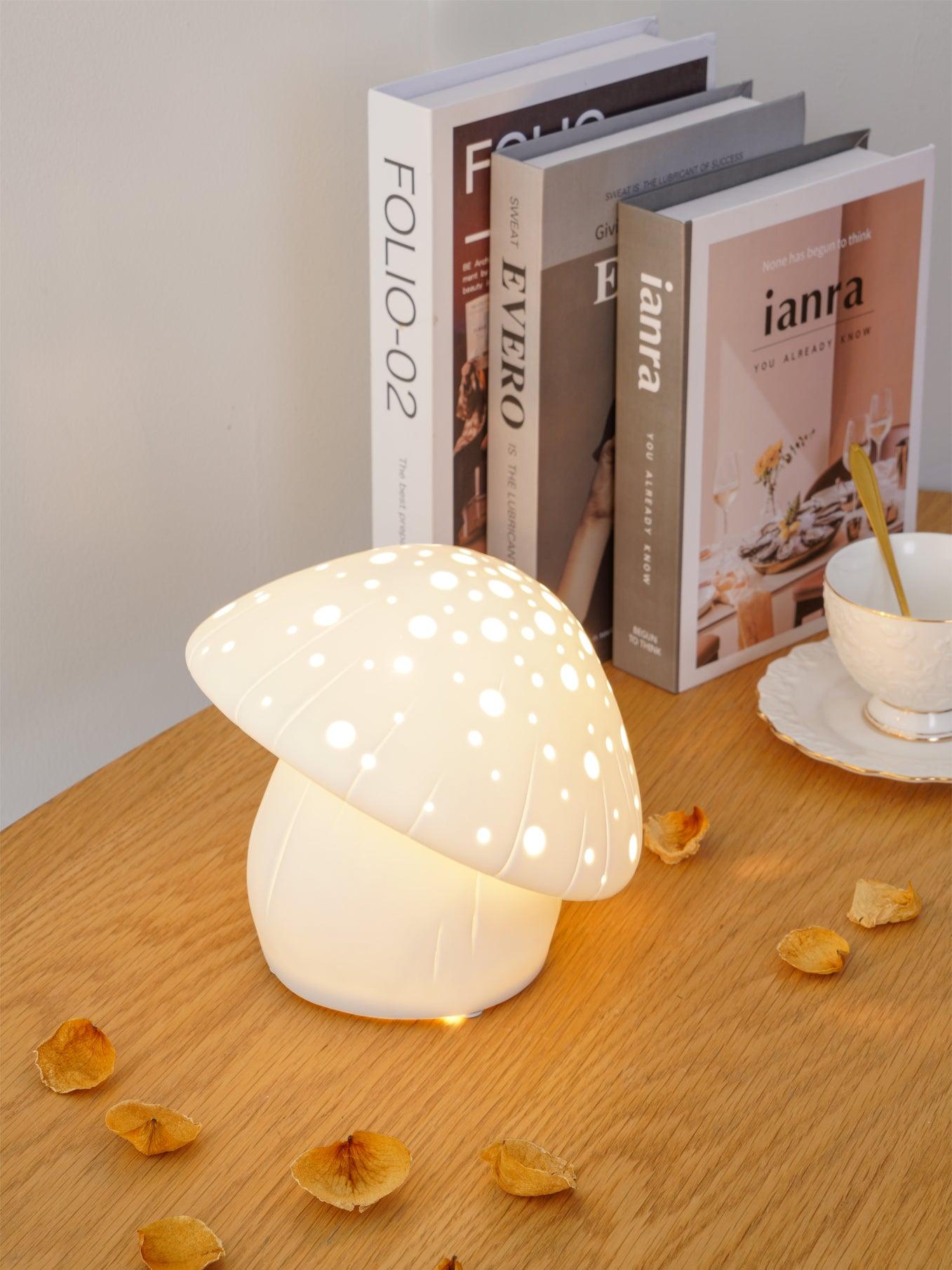 Fungo White Table Lamp