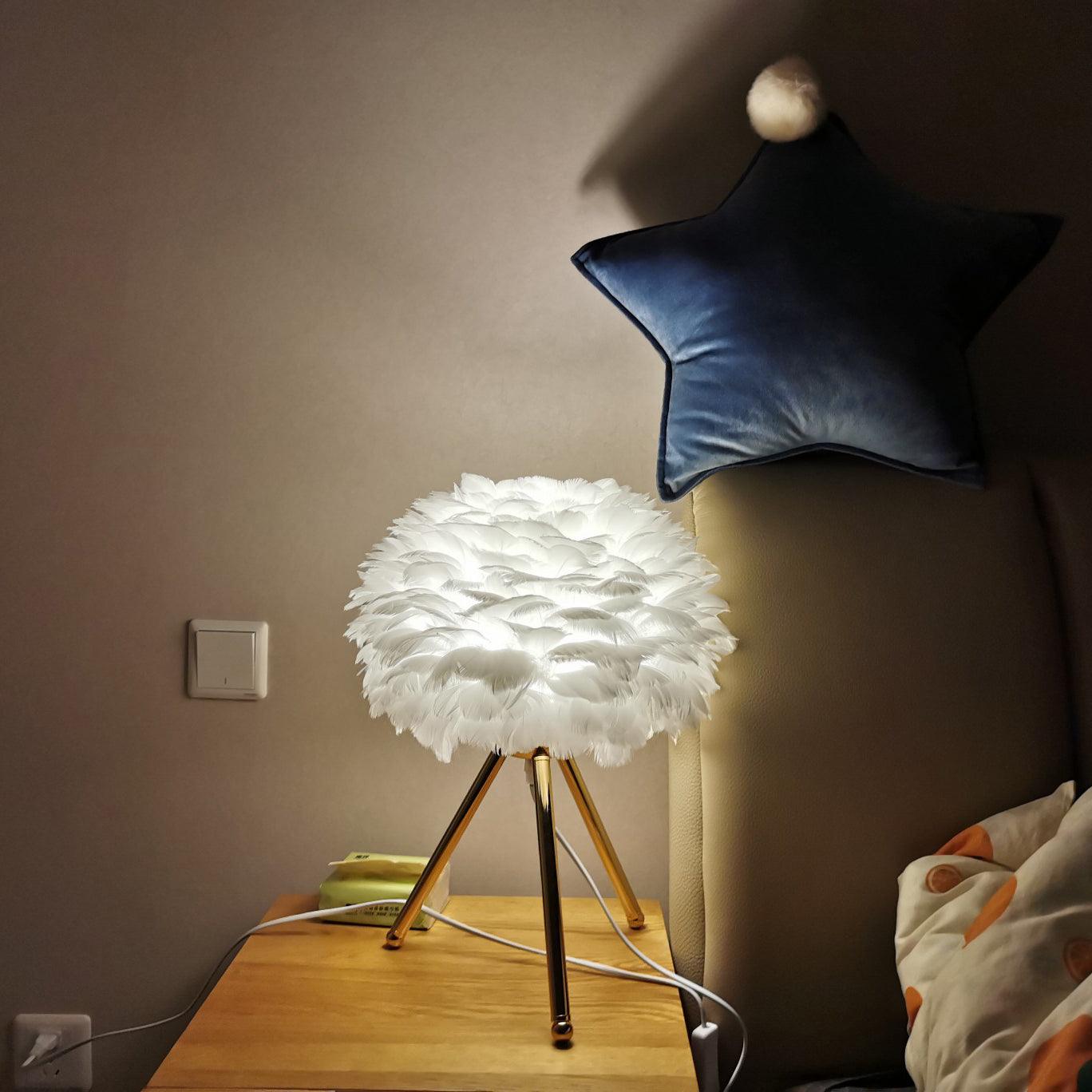 Goose Feather Table Lamp