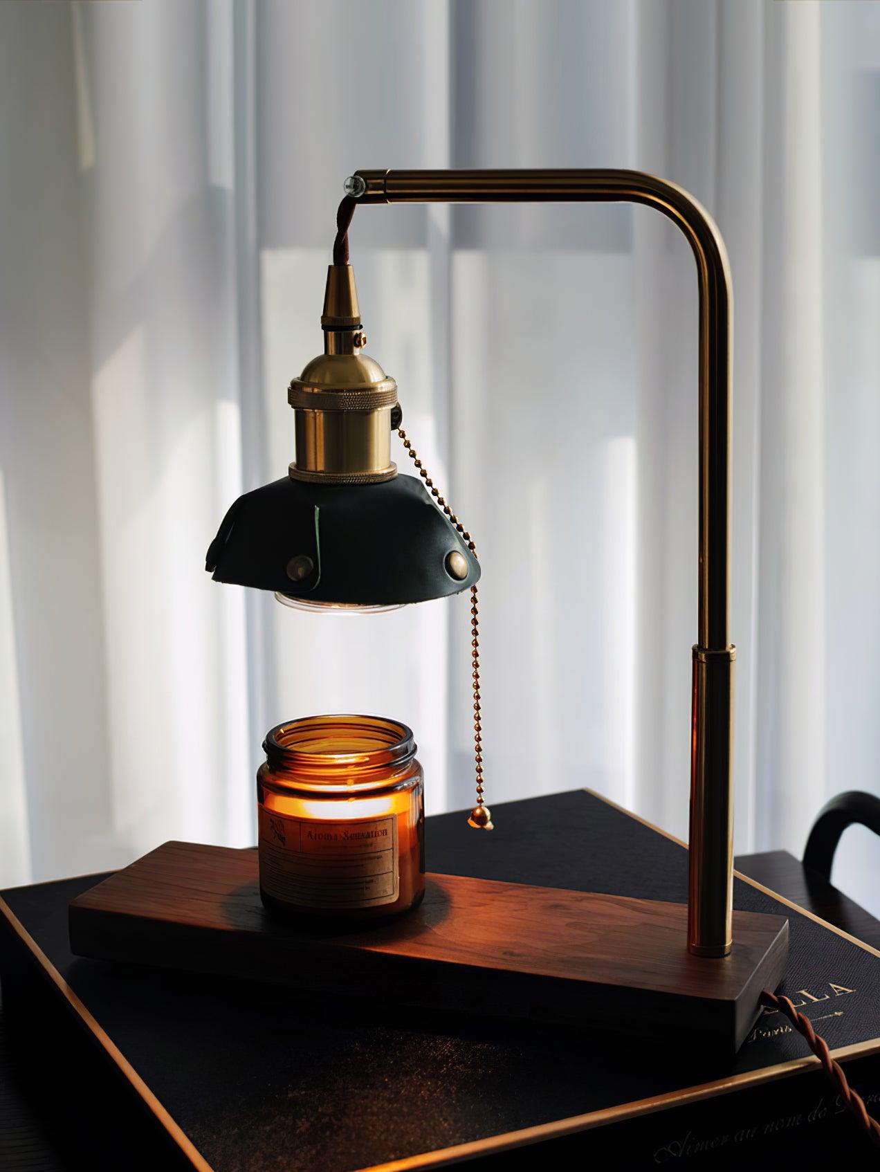 Harnik Retro Table Lamp