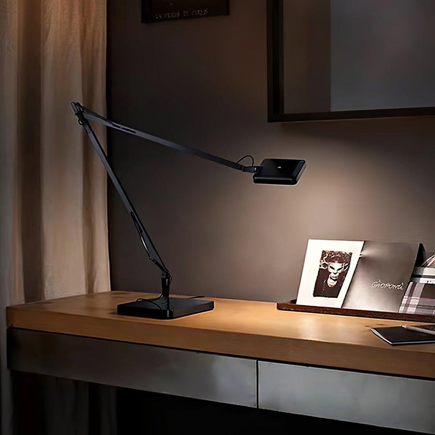 Edge Table Lamp