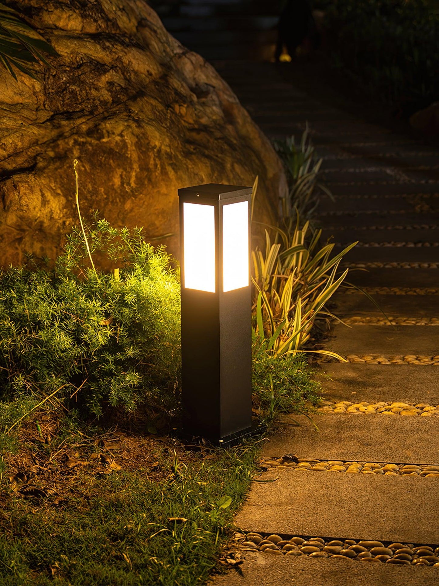 Kuzco Bollard Outdoor Light