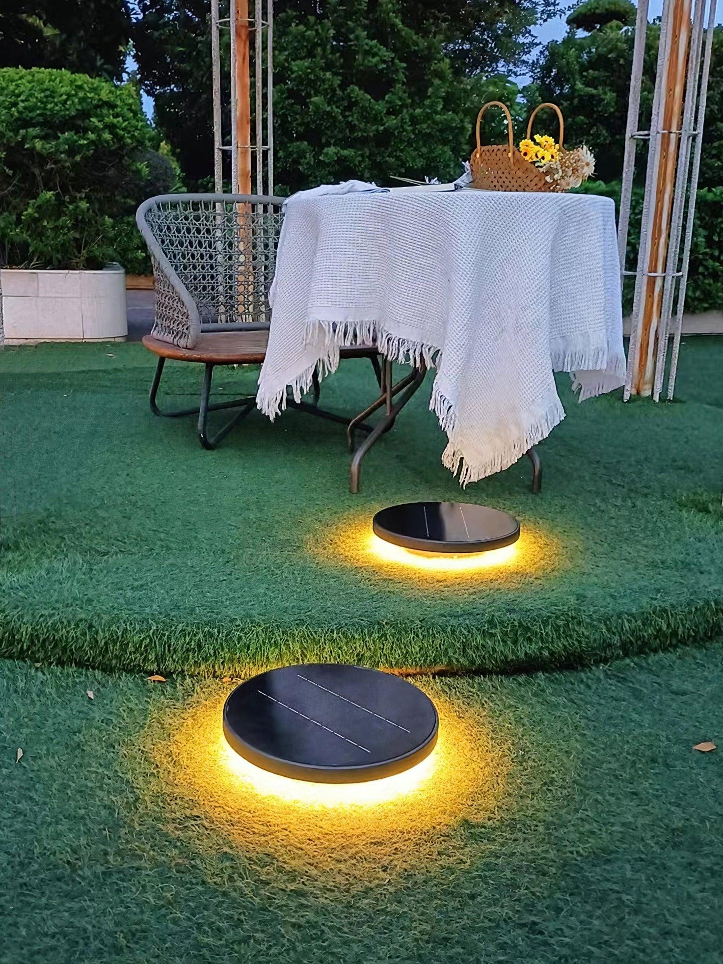 Lawn Nails Garden Light