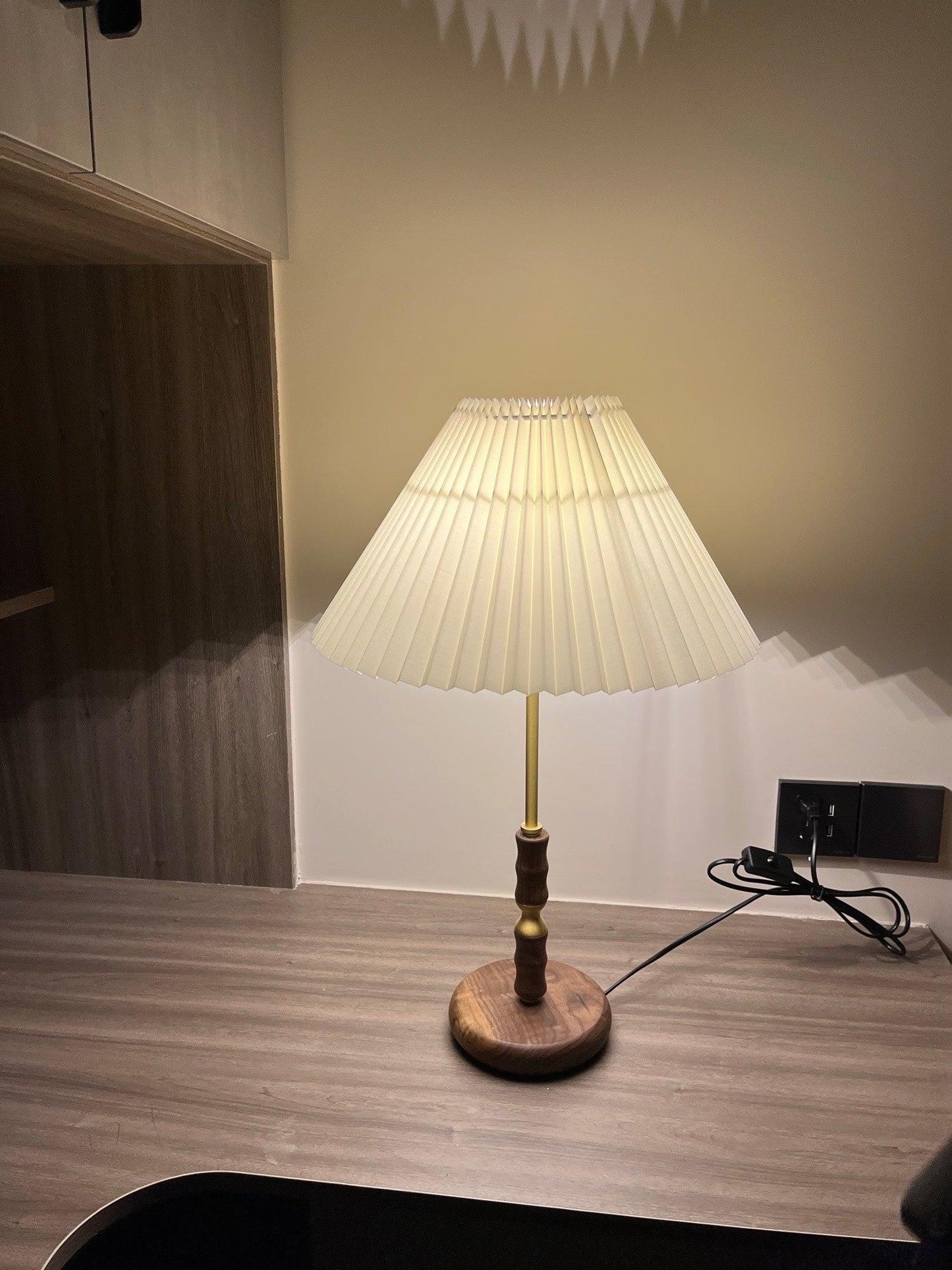 Le Klint Table Lamp