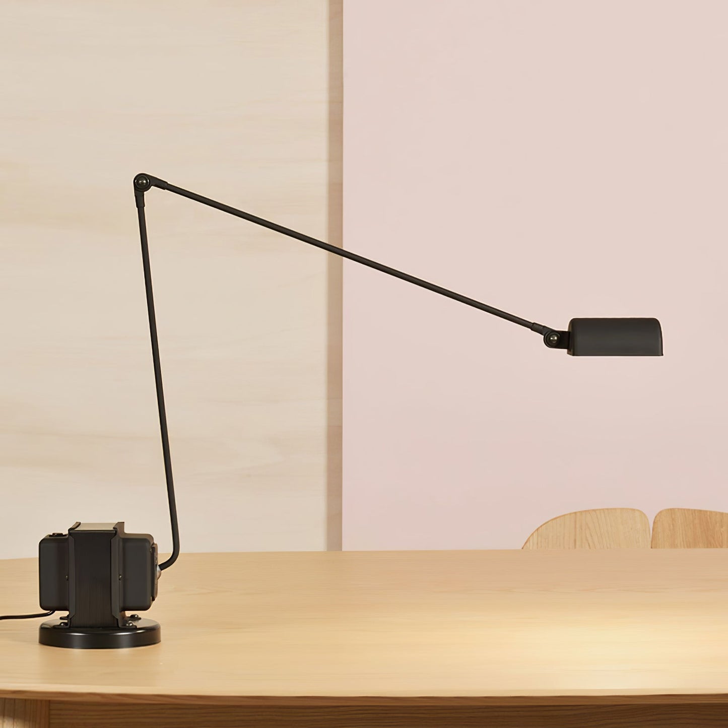 Daphines Table Lamp