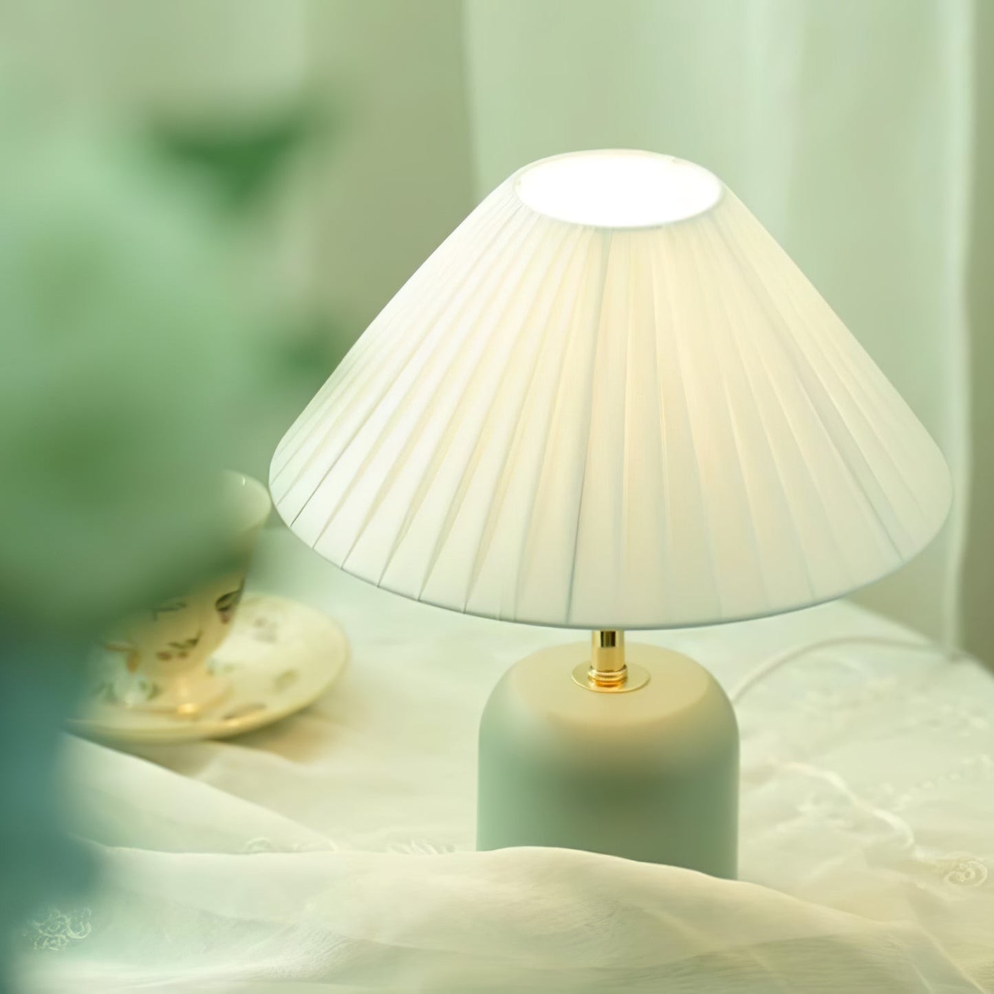 Lunitidal Table Lamp