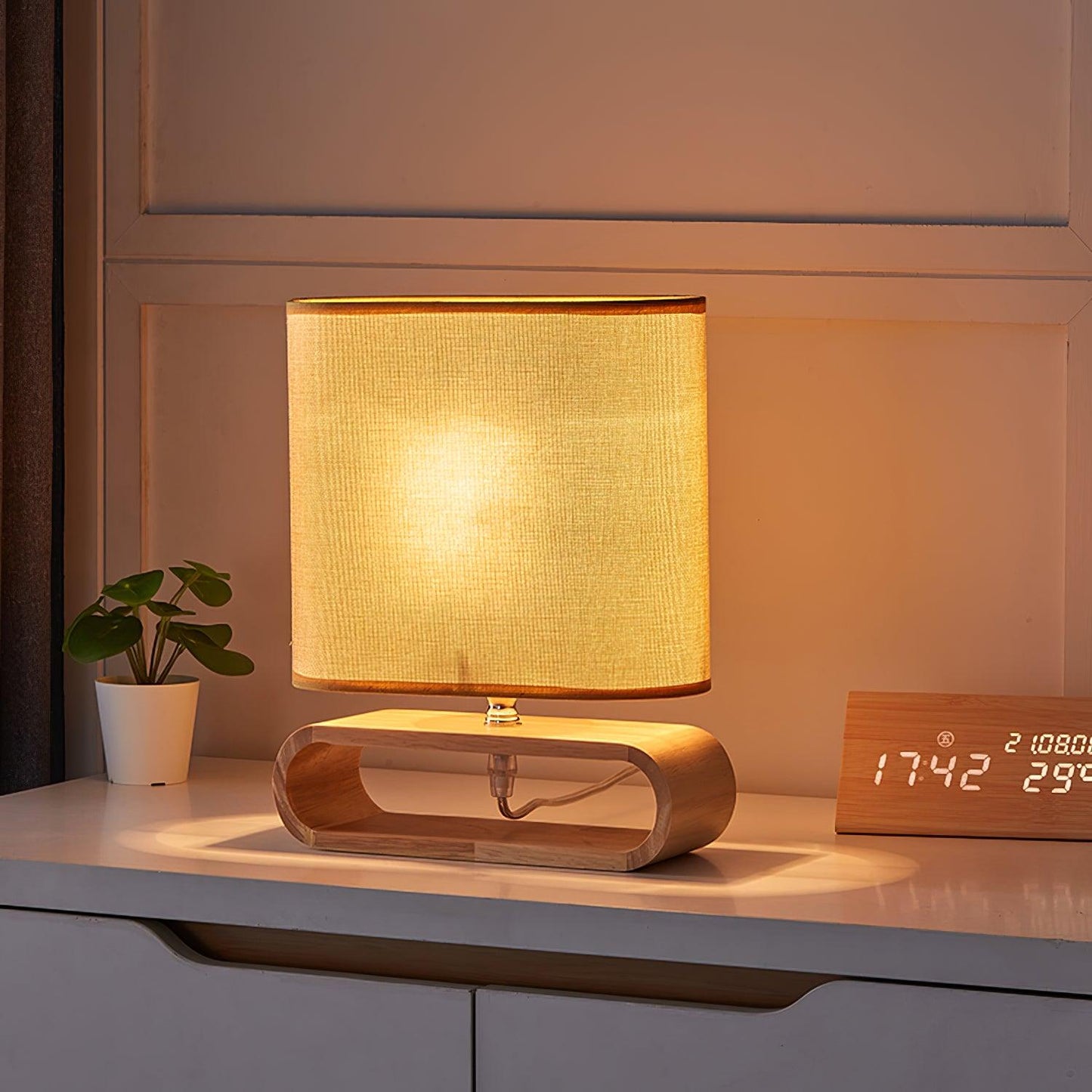 Moti Wood Table Lamp