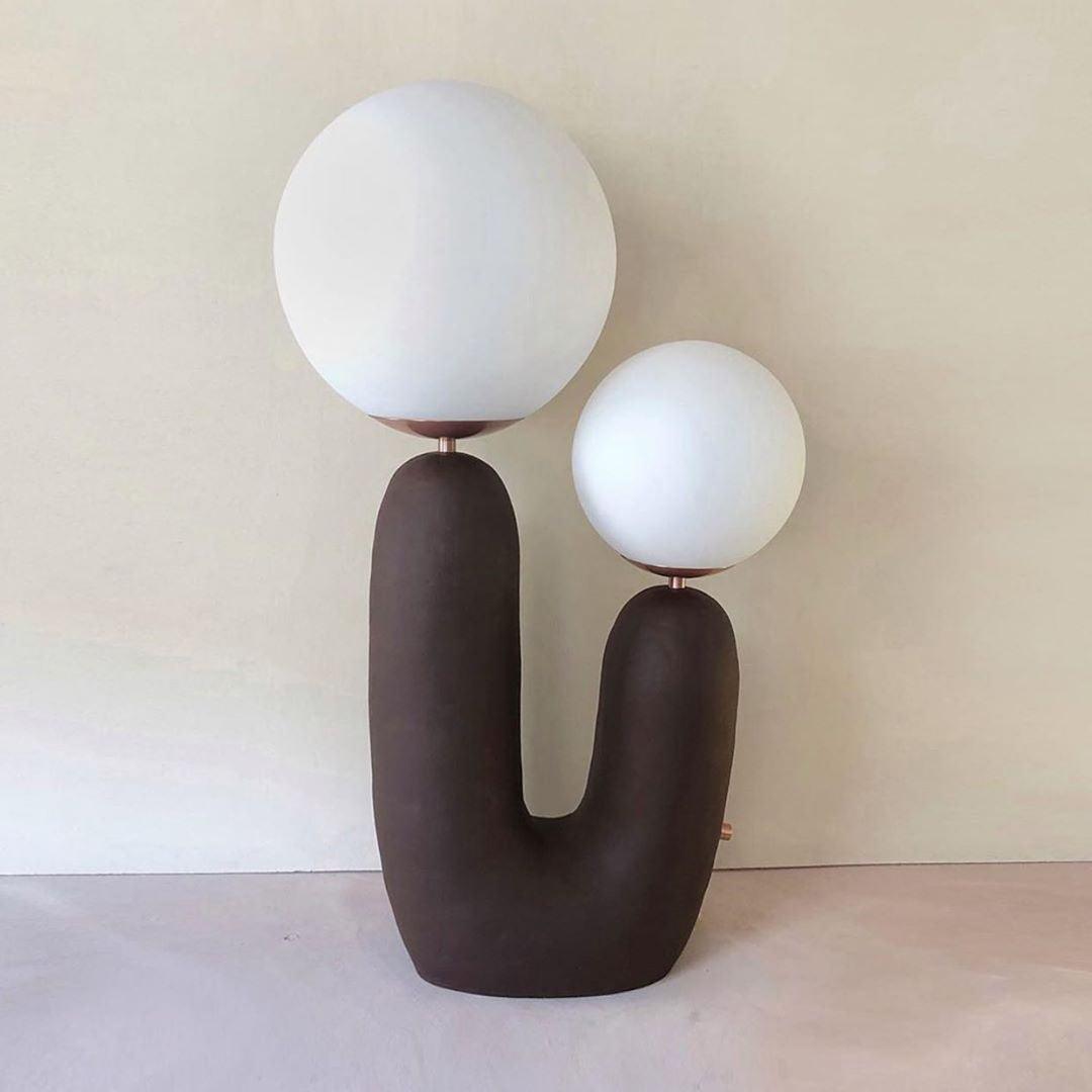 Oo Smooth Table Lamp