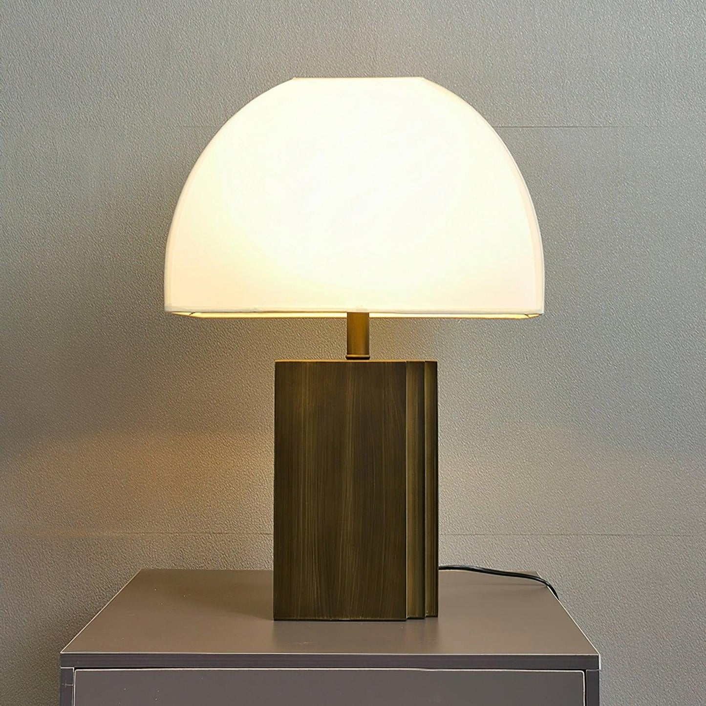 Oregon Table Lamp