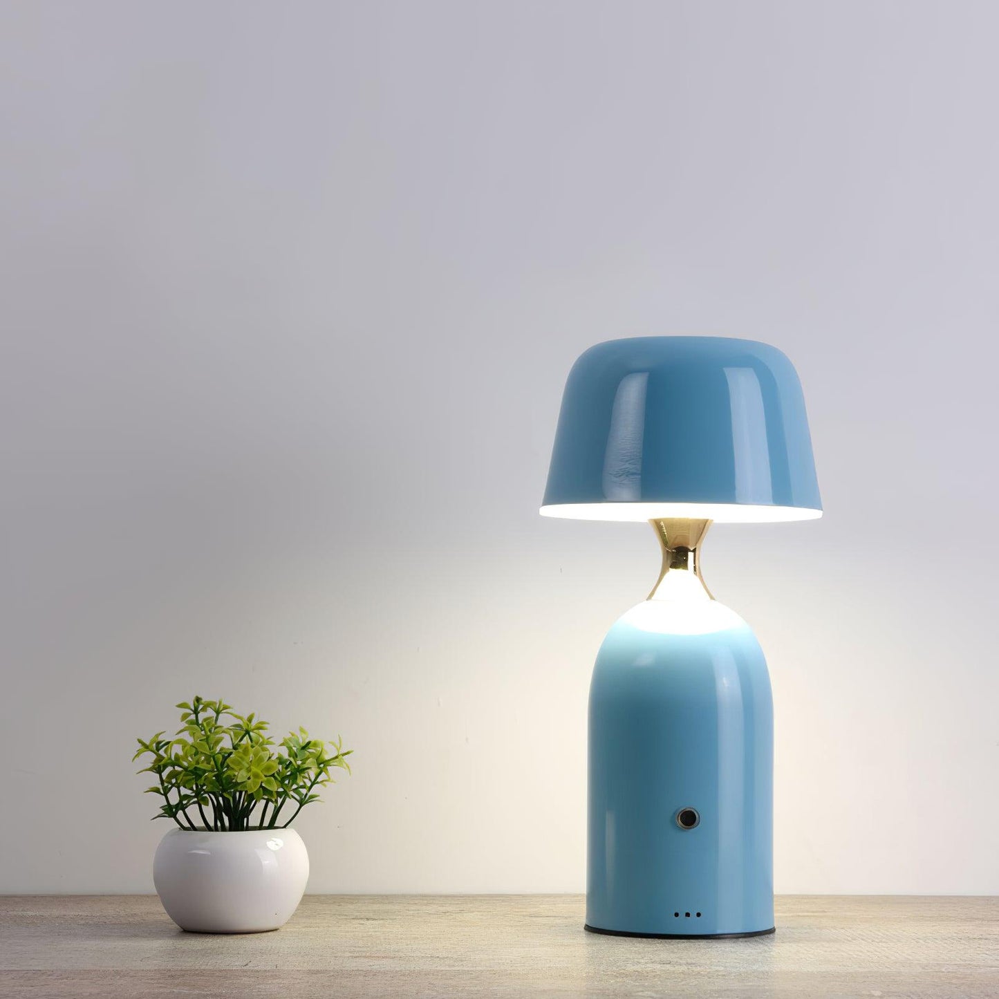 Ouliope Built-in Battery Table Lamp