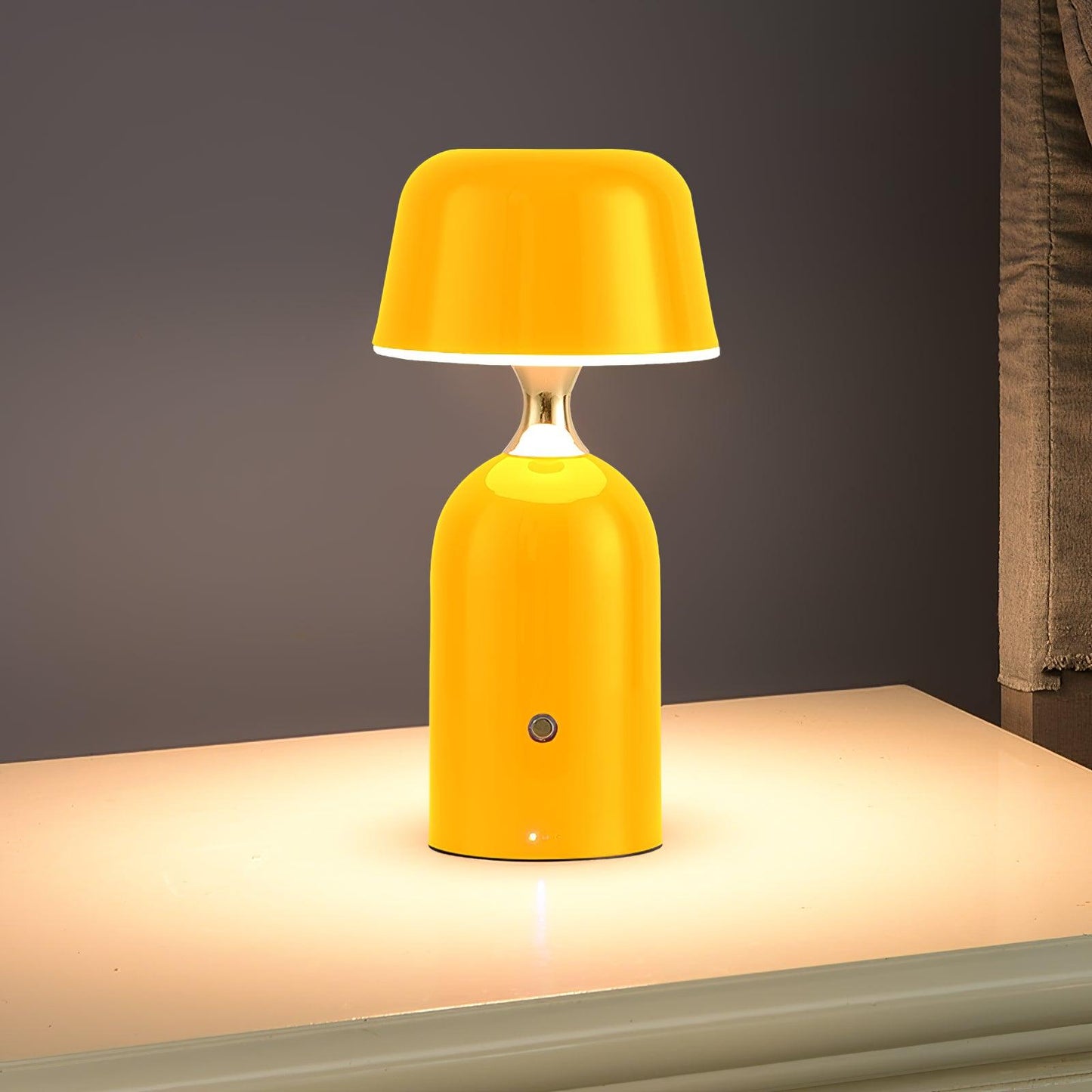 Ouliope Built-in Battery Table Lamp