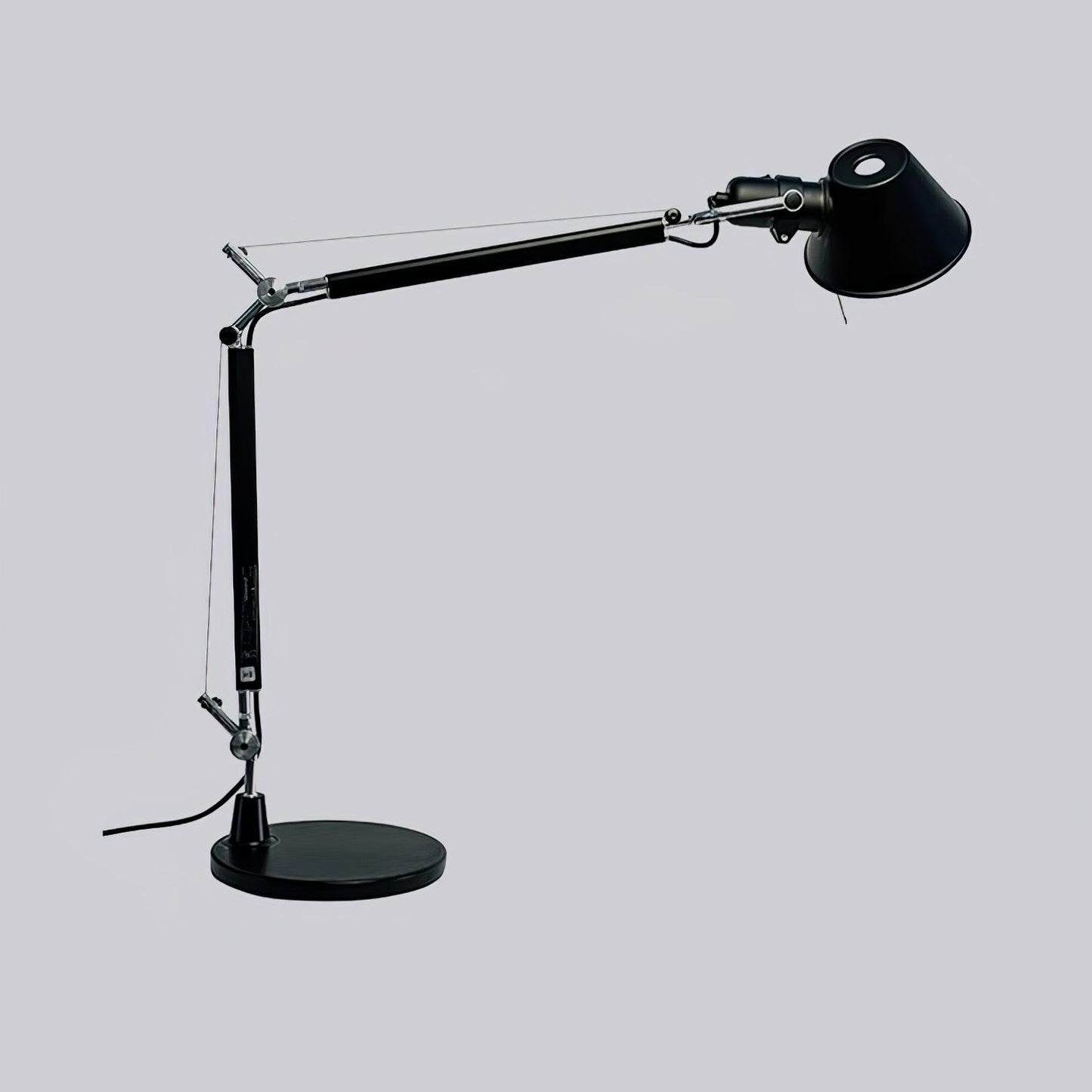 Parete Table Lamp