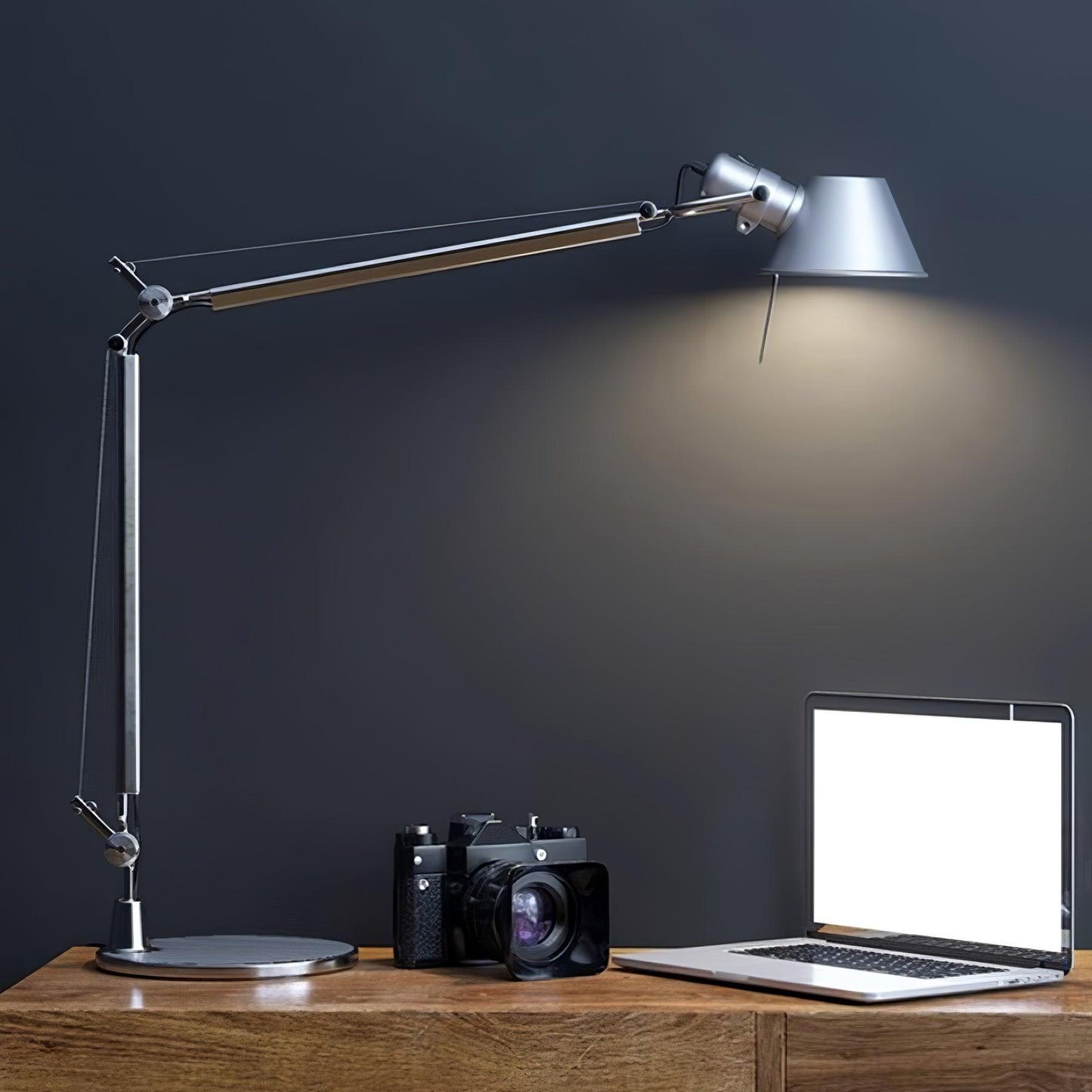 Parete Table Lamp