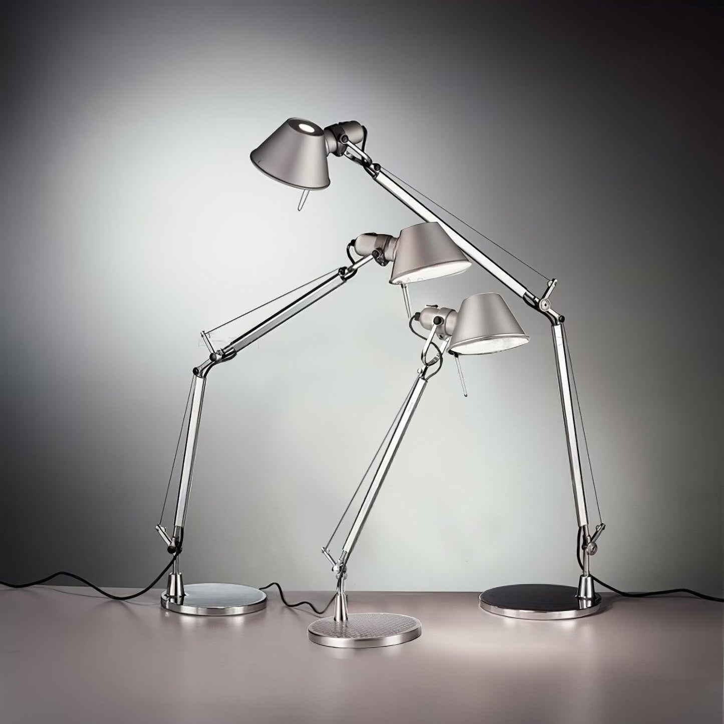 Parete Table Lamp