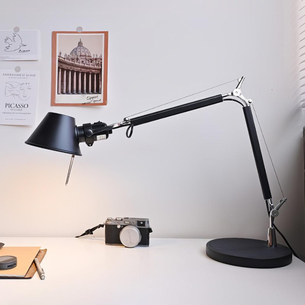 Parete Table Lamp