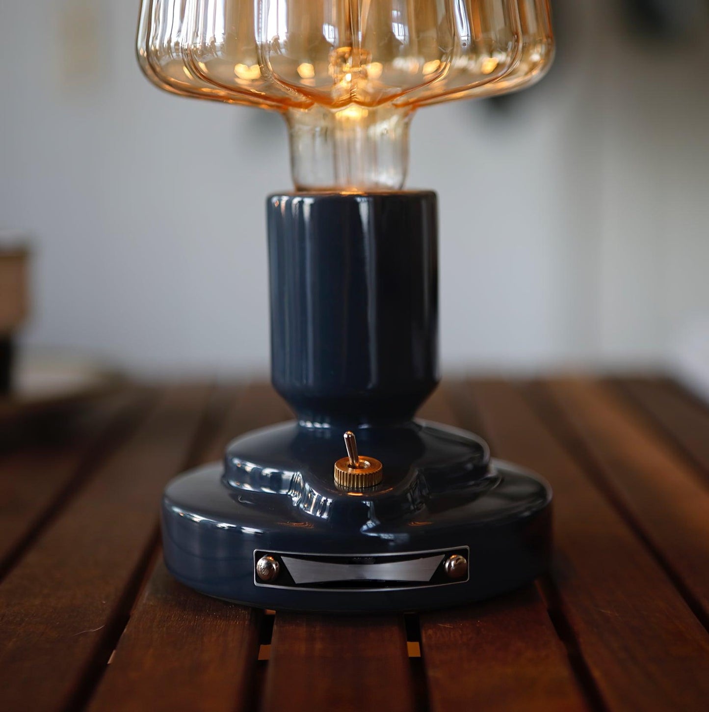 Pastry Built-in Battery Table Lamp