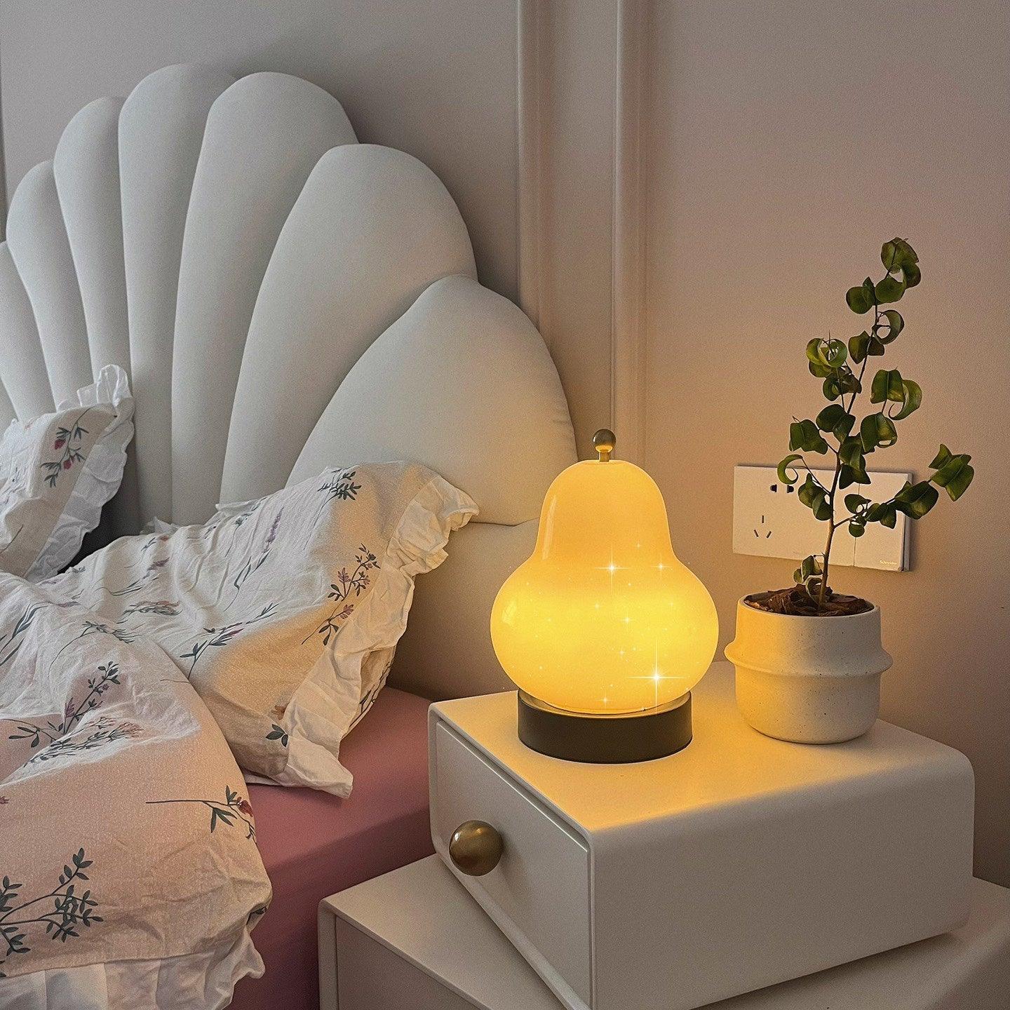 Pear Built-in Battery Table Lamp