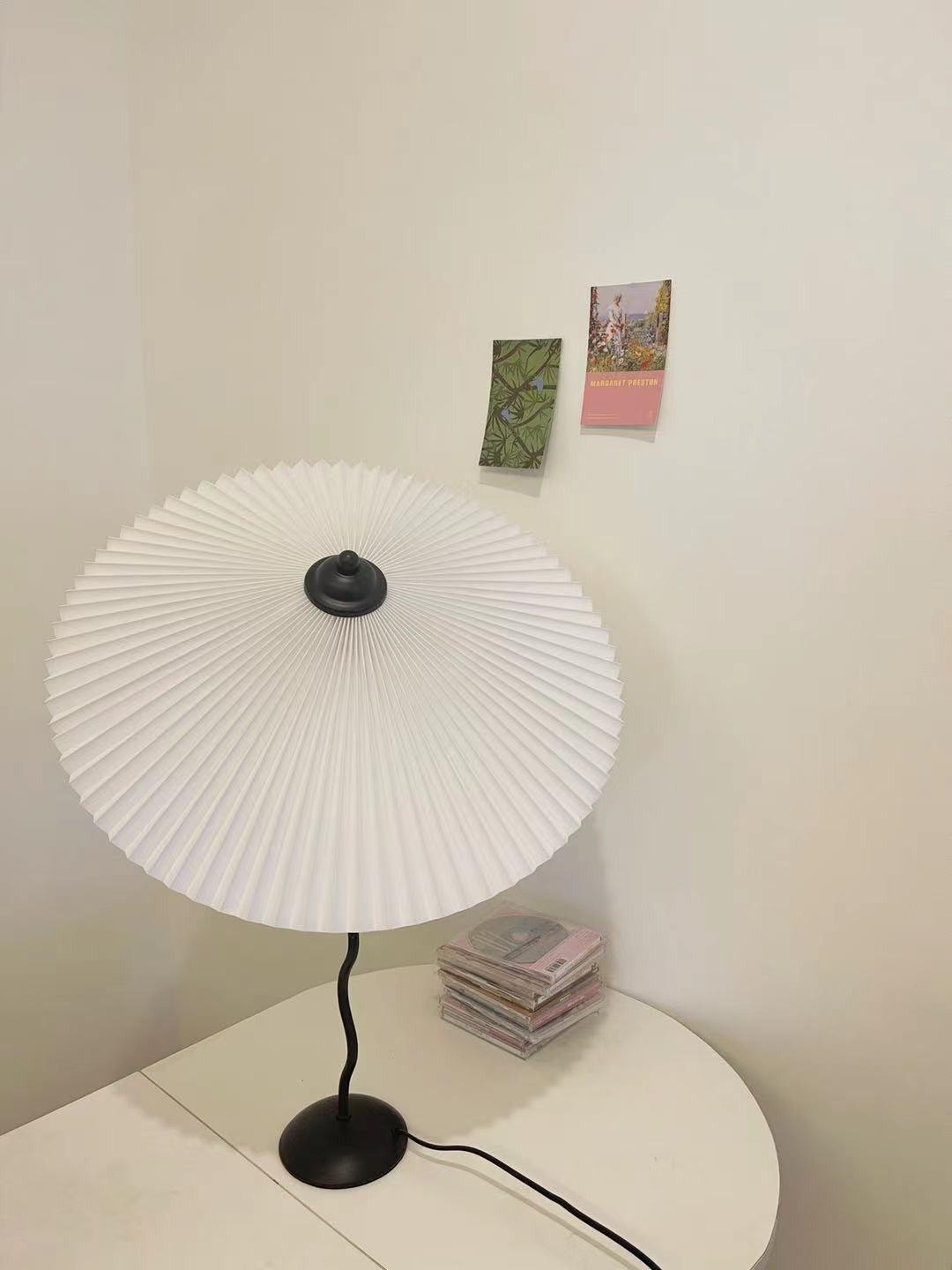 Pleated Hat Table Lamp