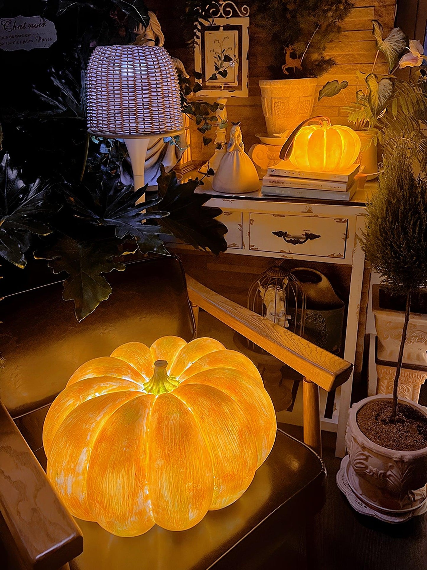 Portable Pumpkin Built-in Battery Table Lamp