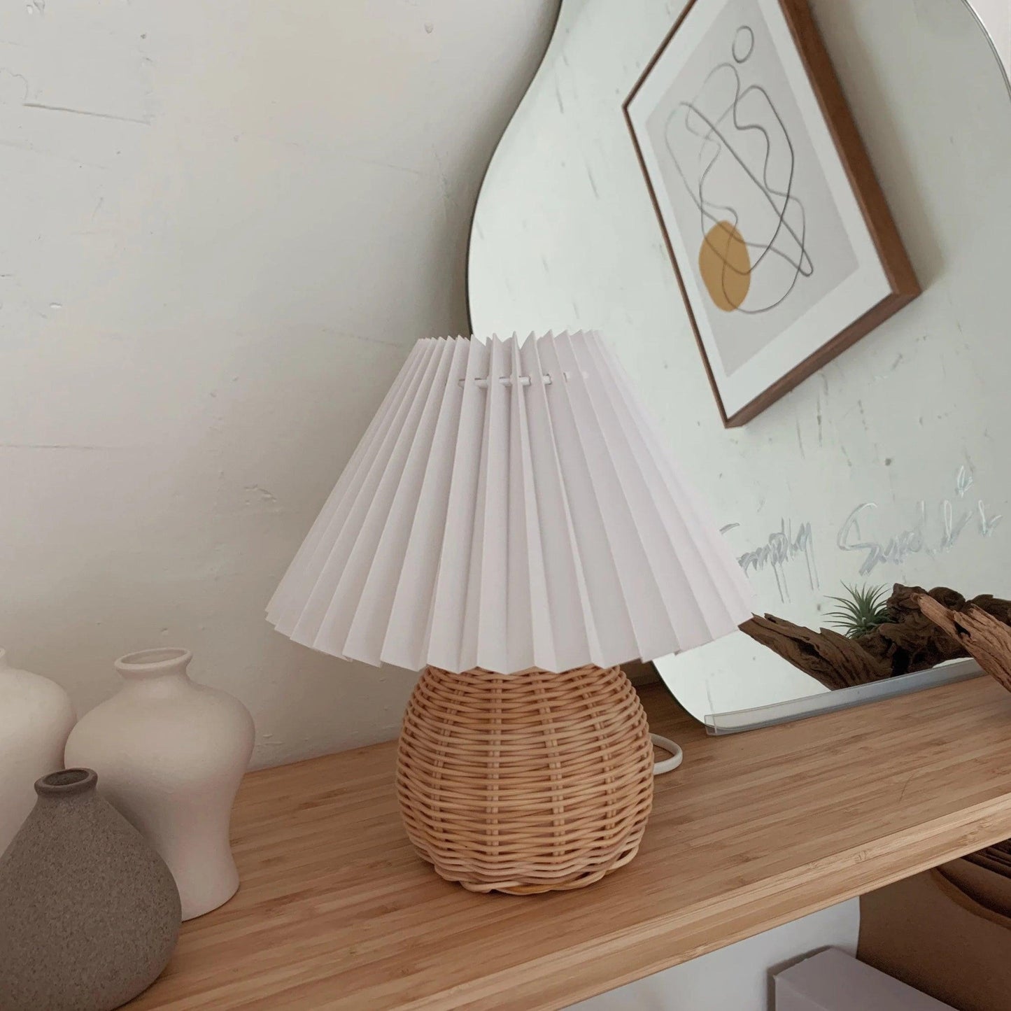 Rattan Pleated Built-in Battery Table lamp