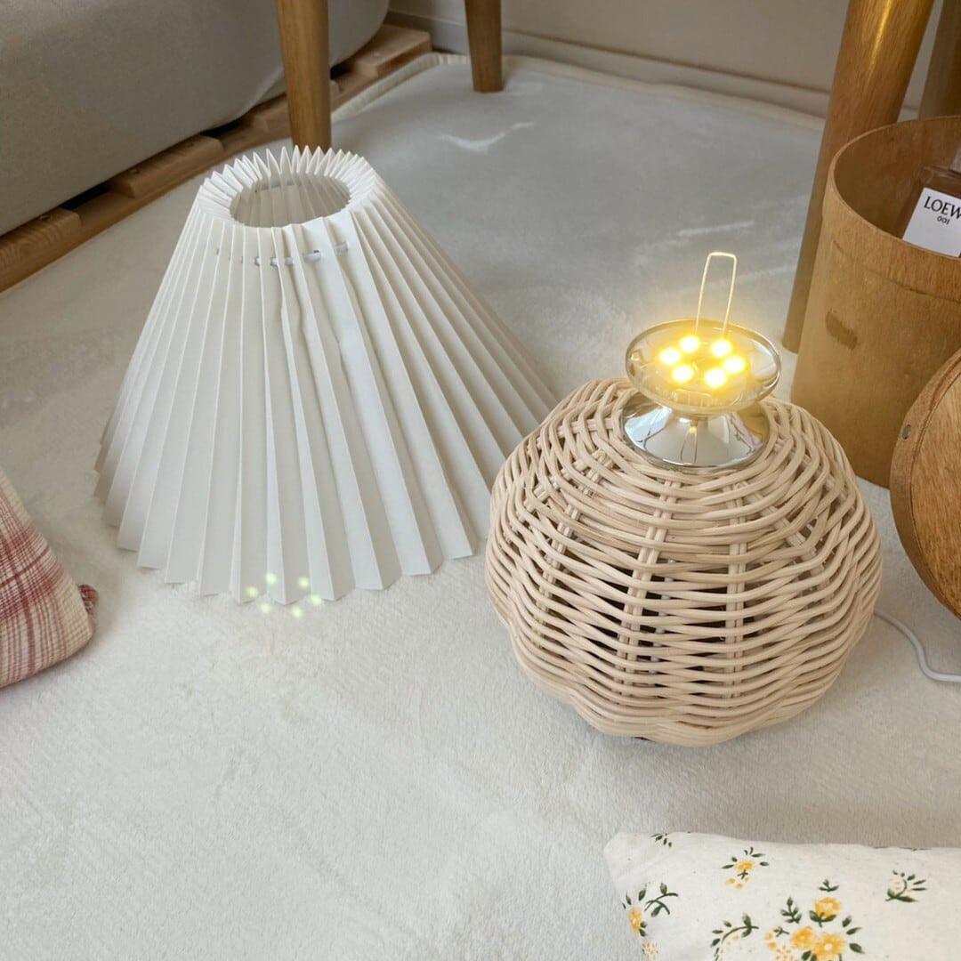 Rattan Pleated Built-in Battery Table lamp