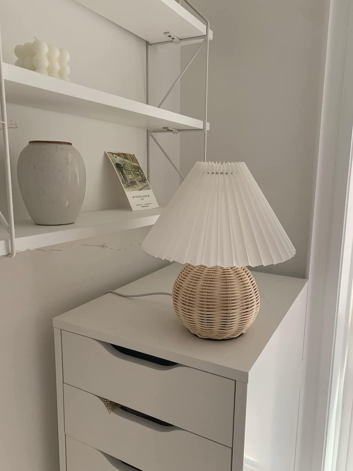 Rattan Pleated Built-in Battery Table lamp