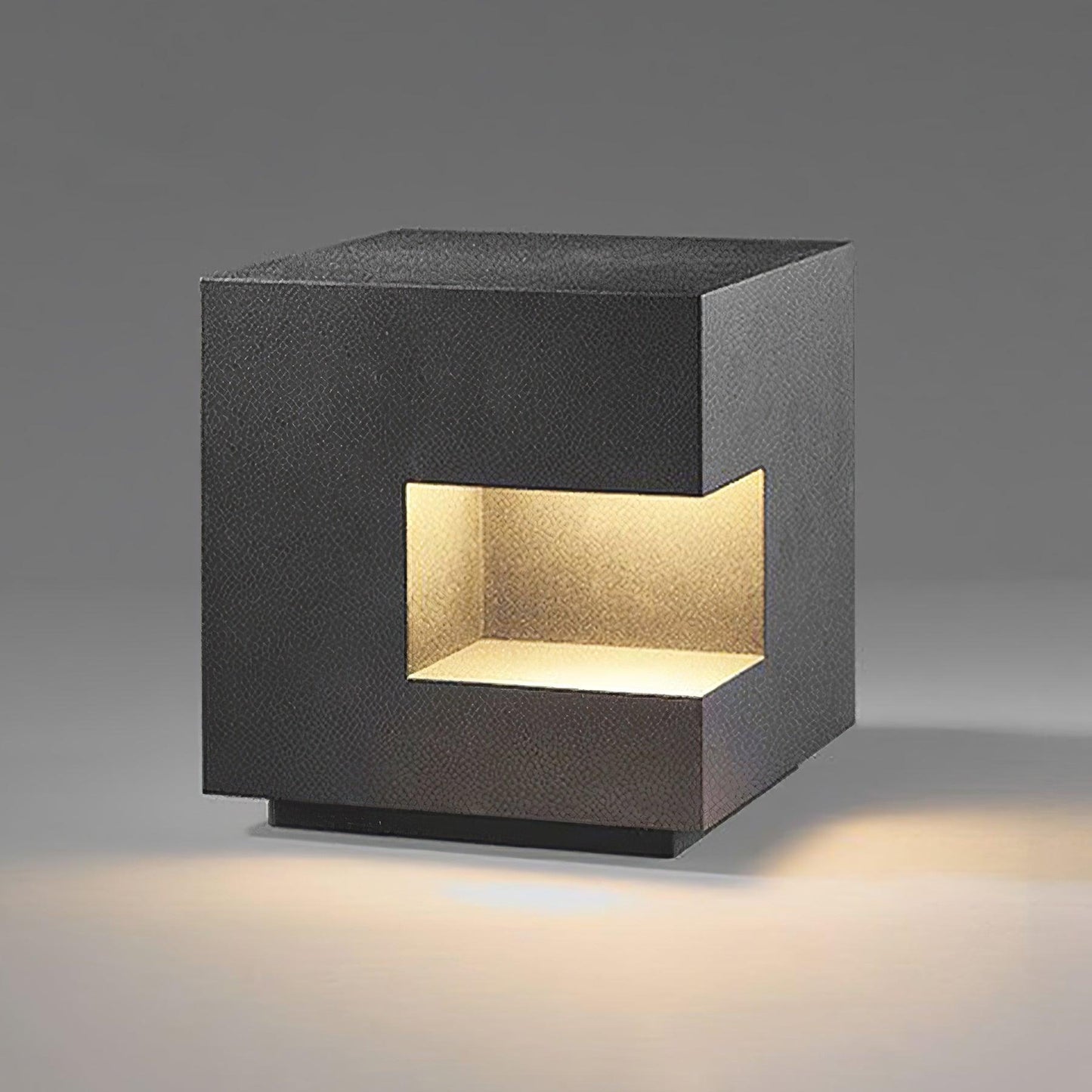 Regular Cube Post Light