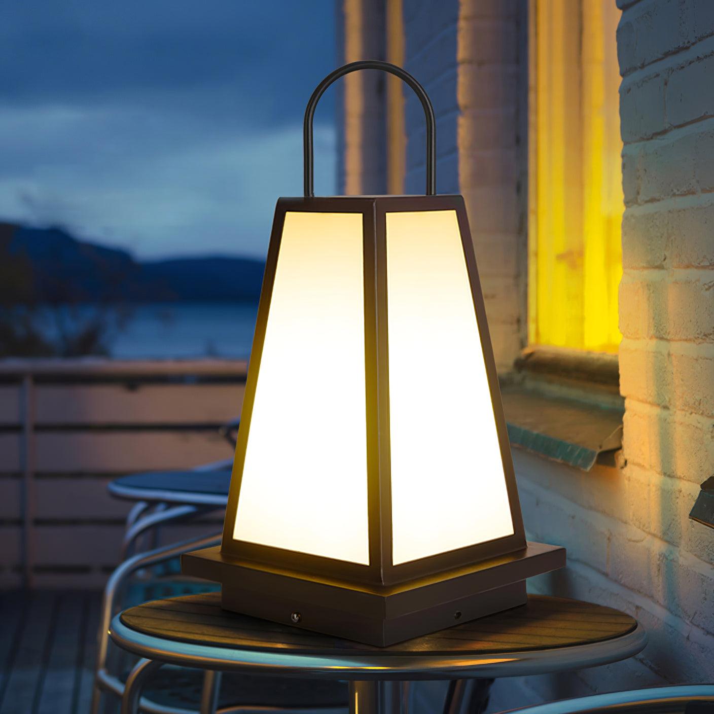 Roam Lantern Garden Lamp