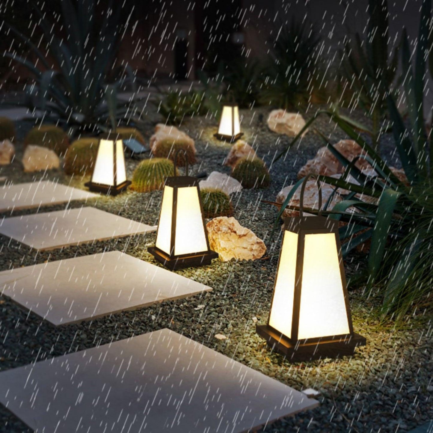 Roam Lantern Garden Lamp