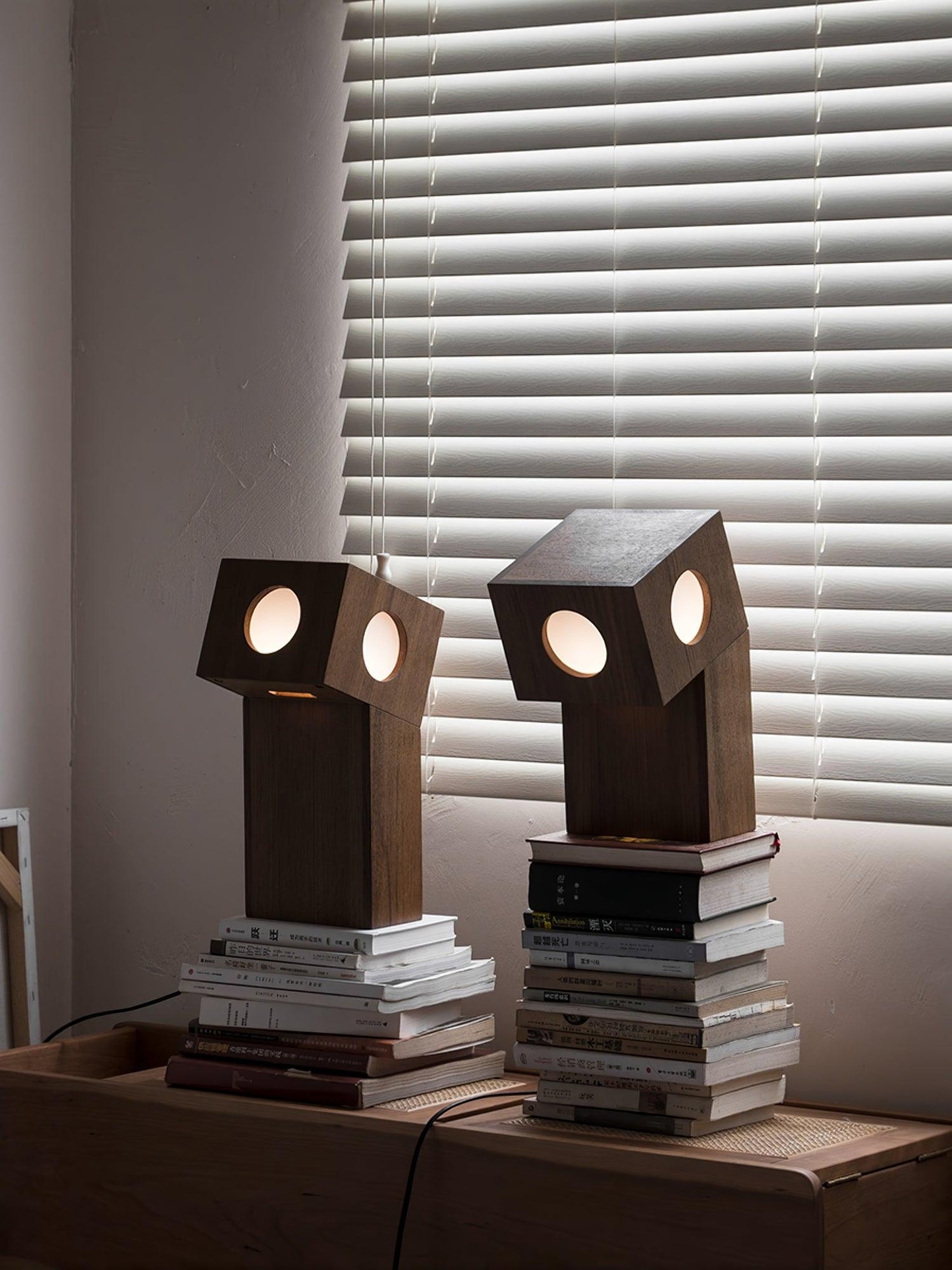 Robort Table Lamp