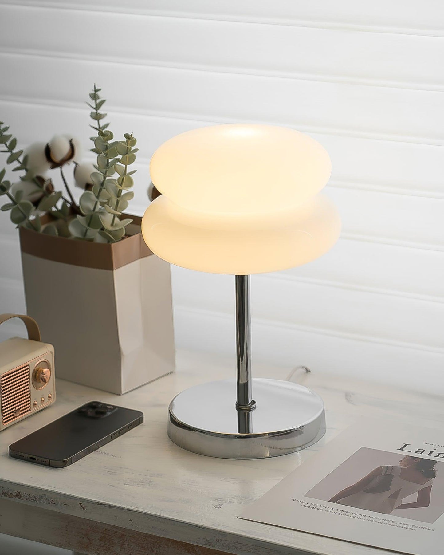 Saturn Glide Glass Table Lamp