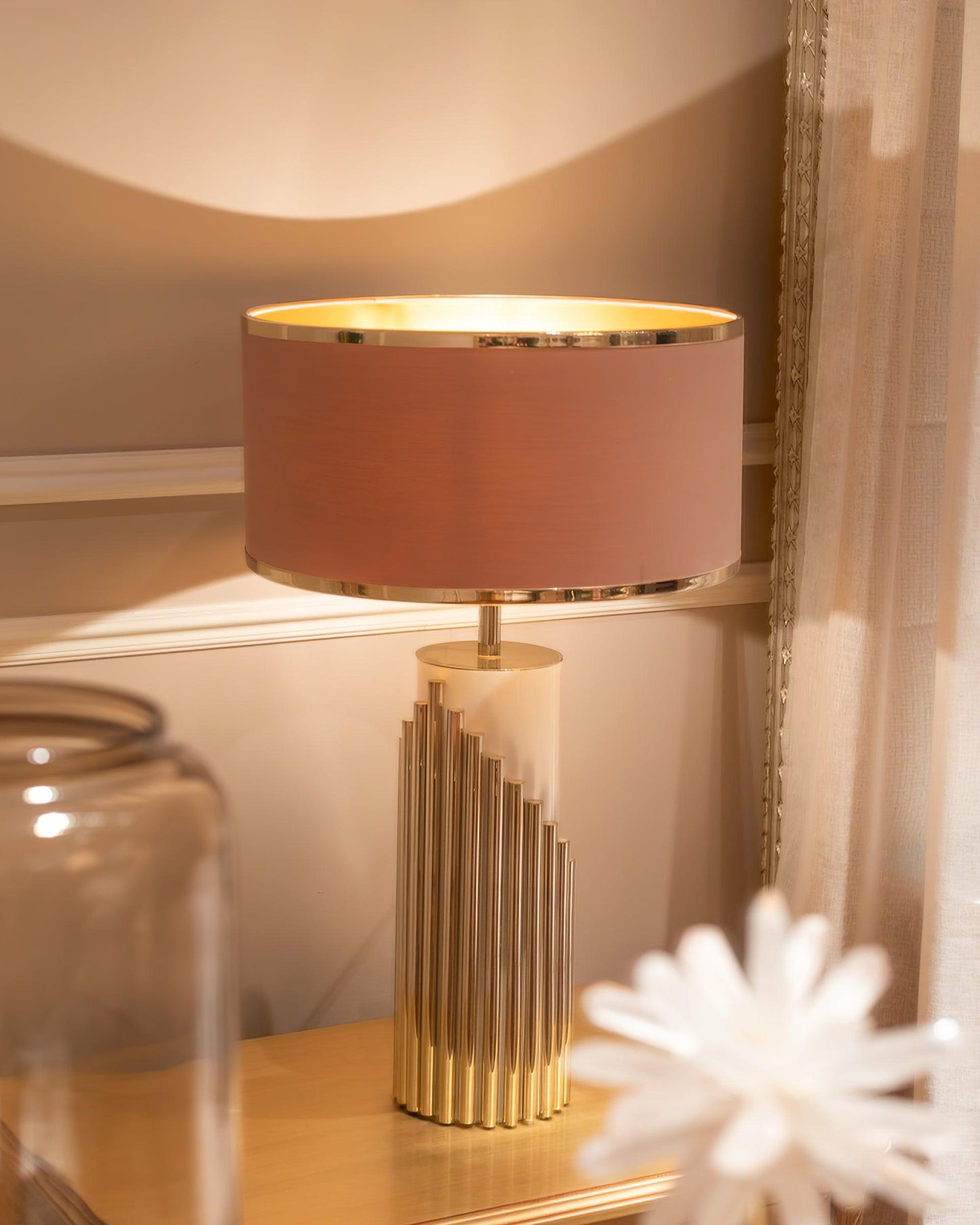 Streamline Table Lamp