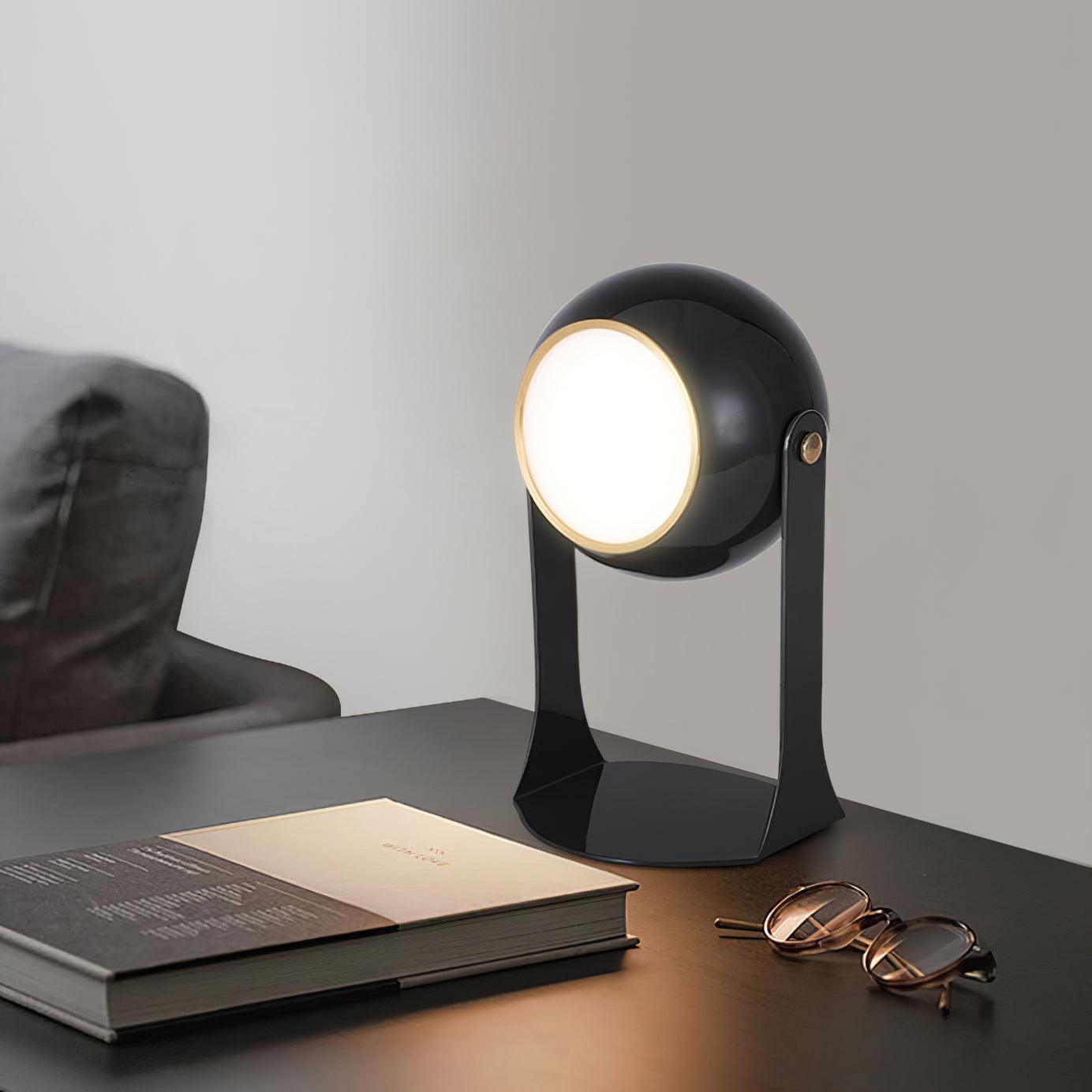 Svejk Built-in Battery Table Lamp