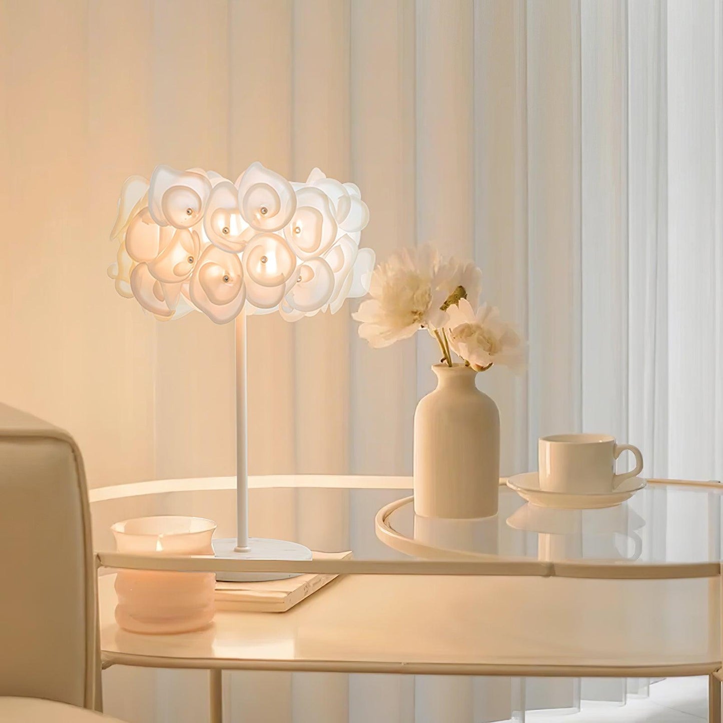 White Hydrangea Table Lamp